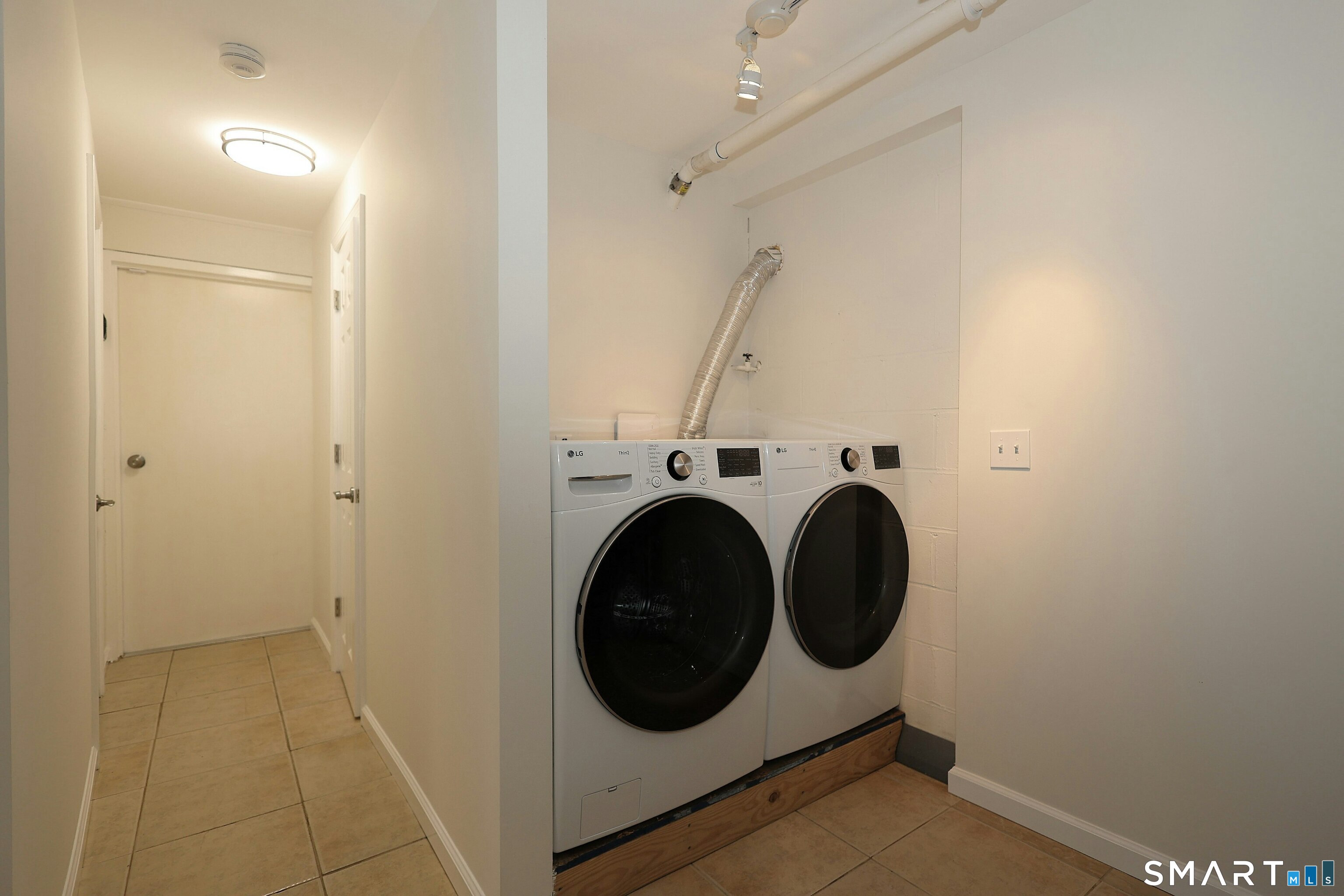1303 Melville Avenue Property Photo 26