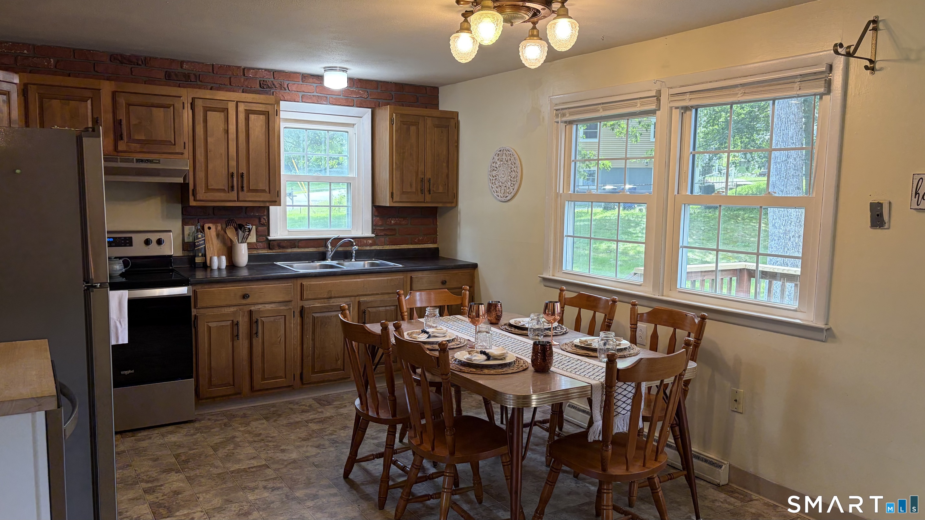7 Massachusetts Road Property Photo 8