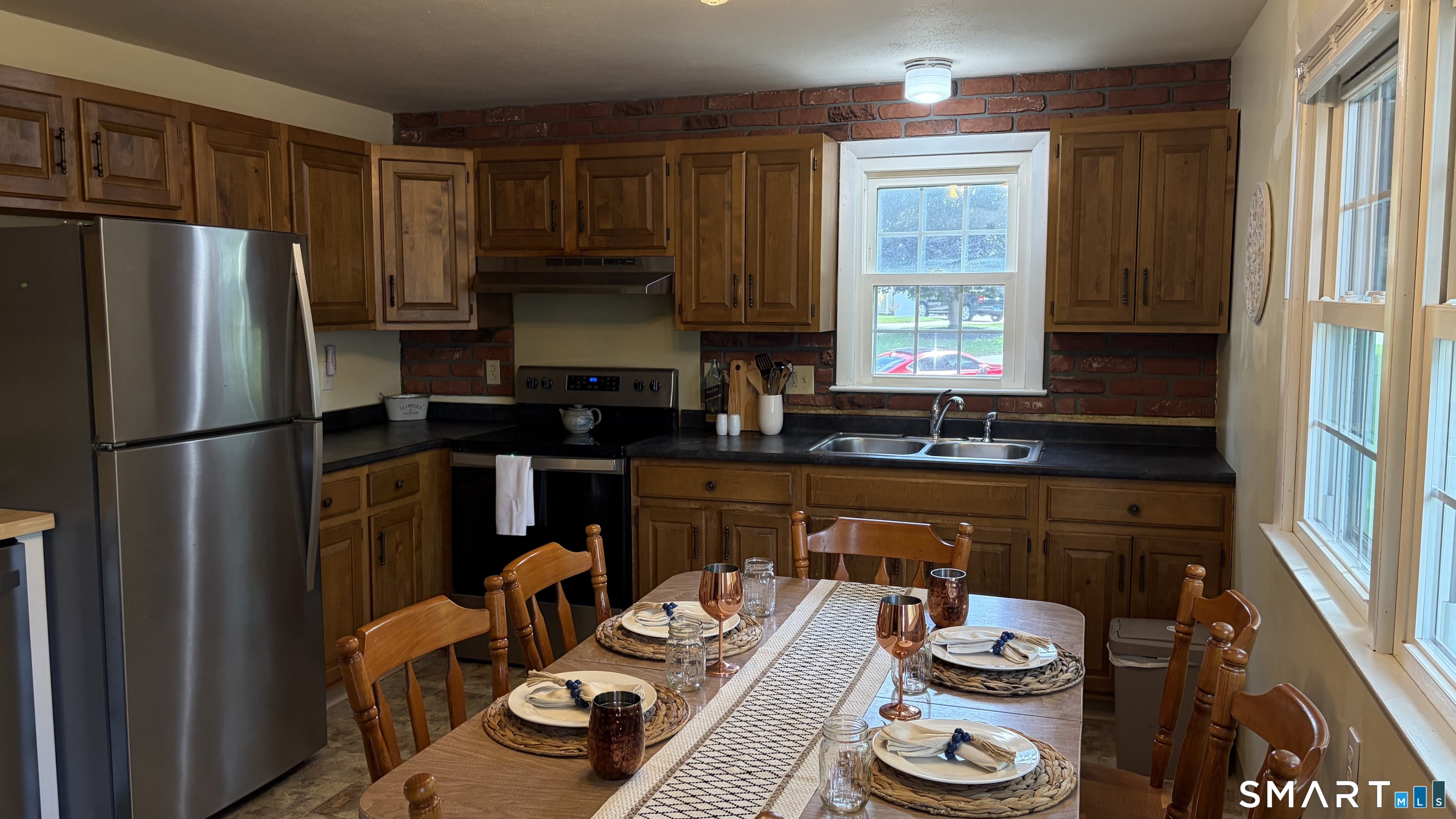 7 Massachusetts Road Property Photo 9