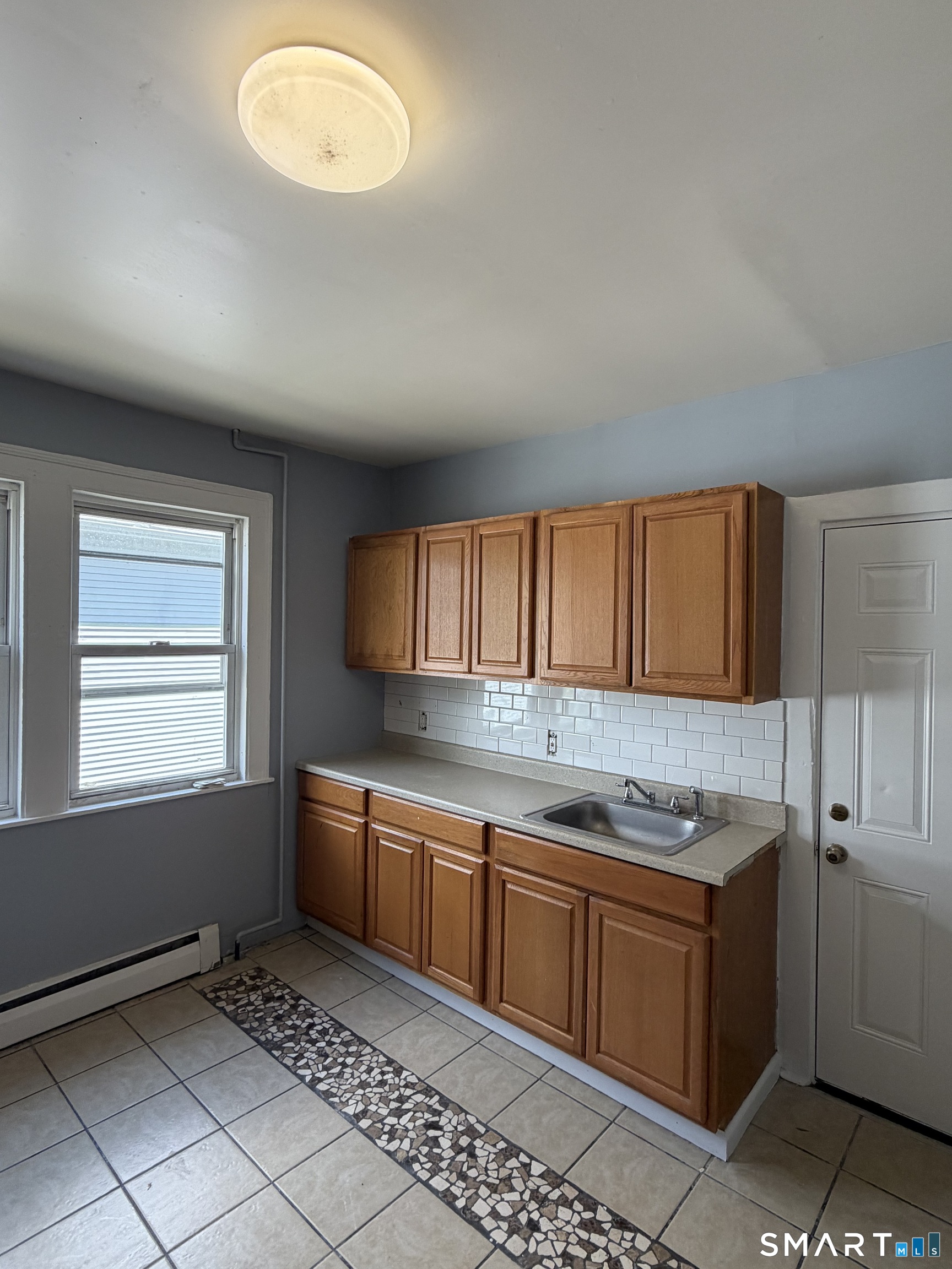 140 Enfield Street Property Photo 20