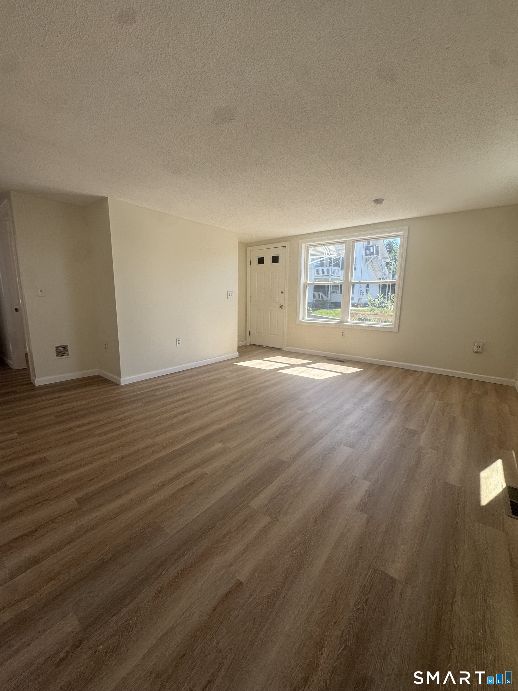 235 Lebanon Avenue Property Photo 5