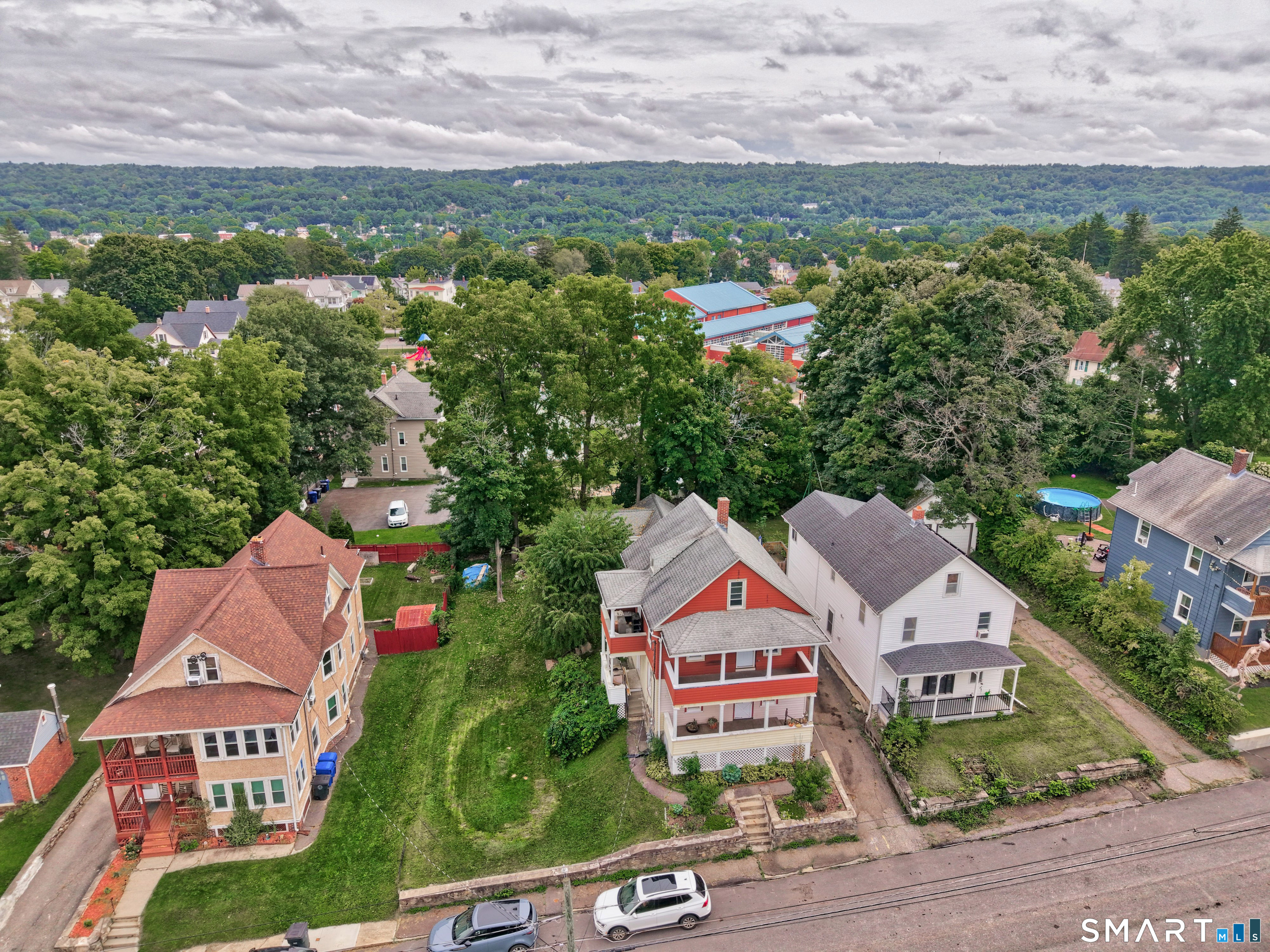 125 French Street Property Photo 3