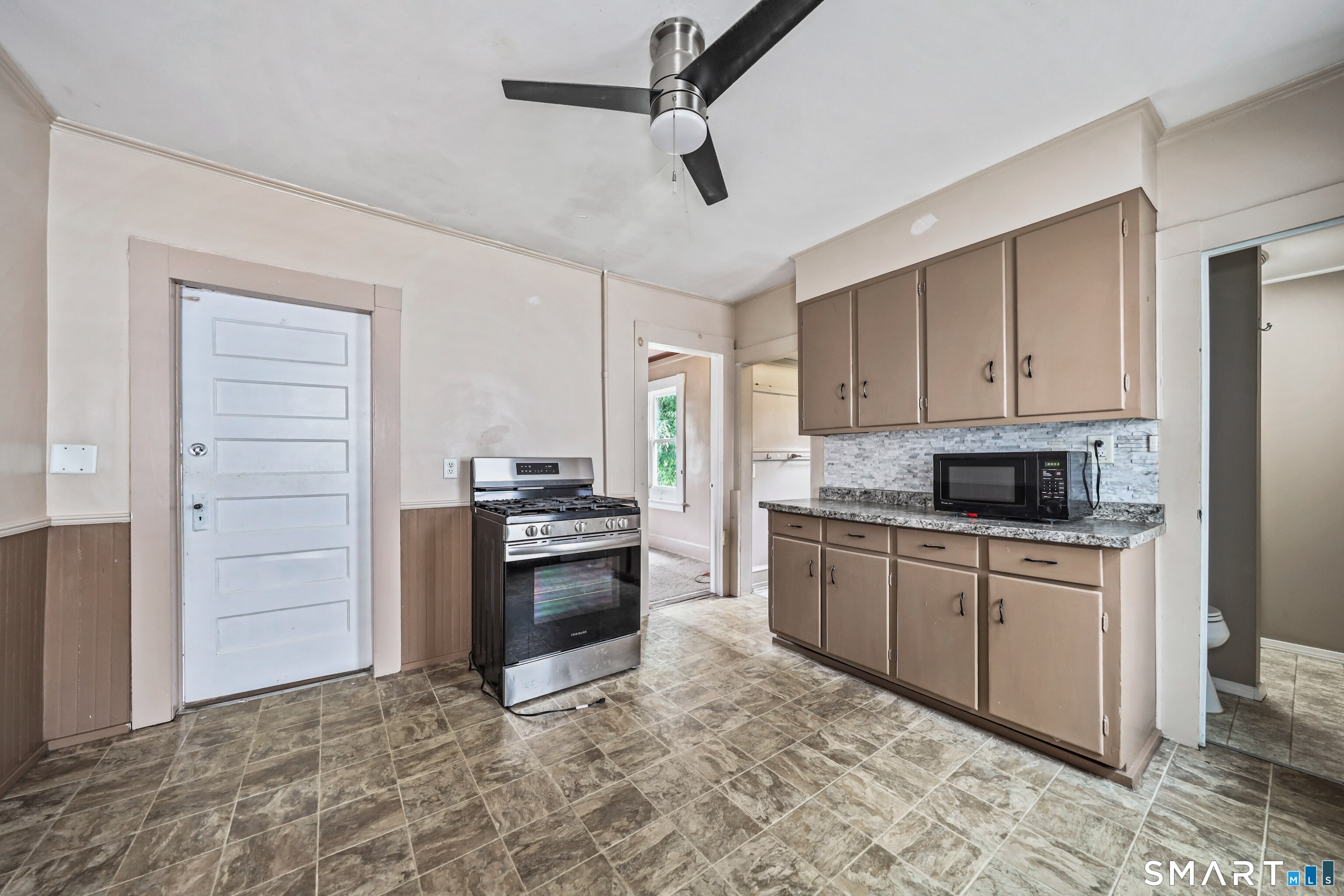125 French Street Property Photo 25