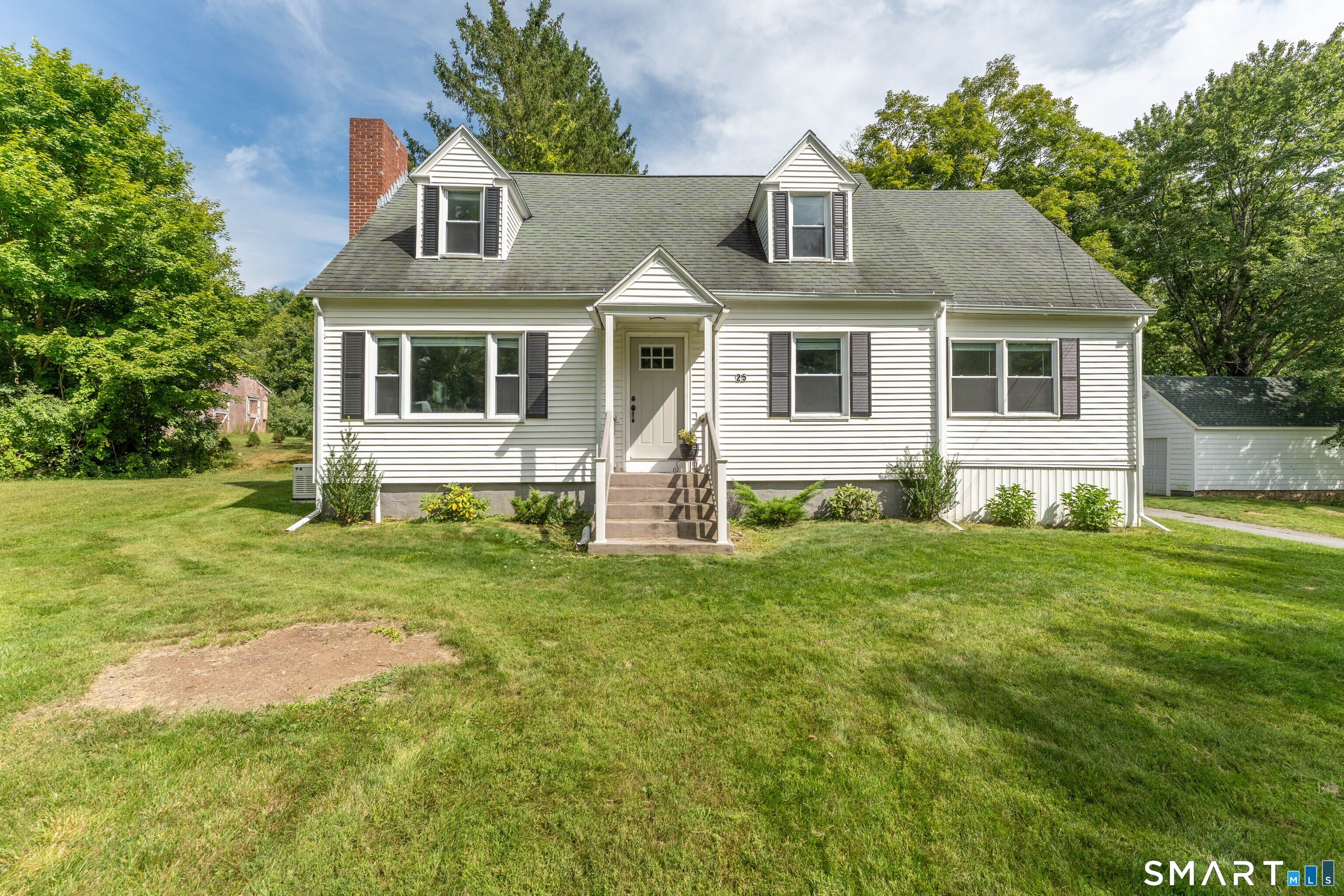 25 Watson Road Property Photo 2