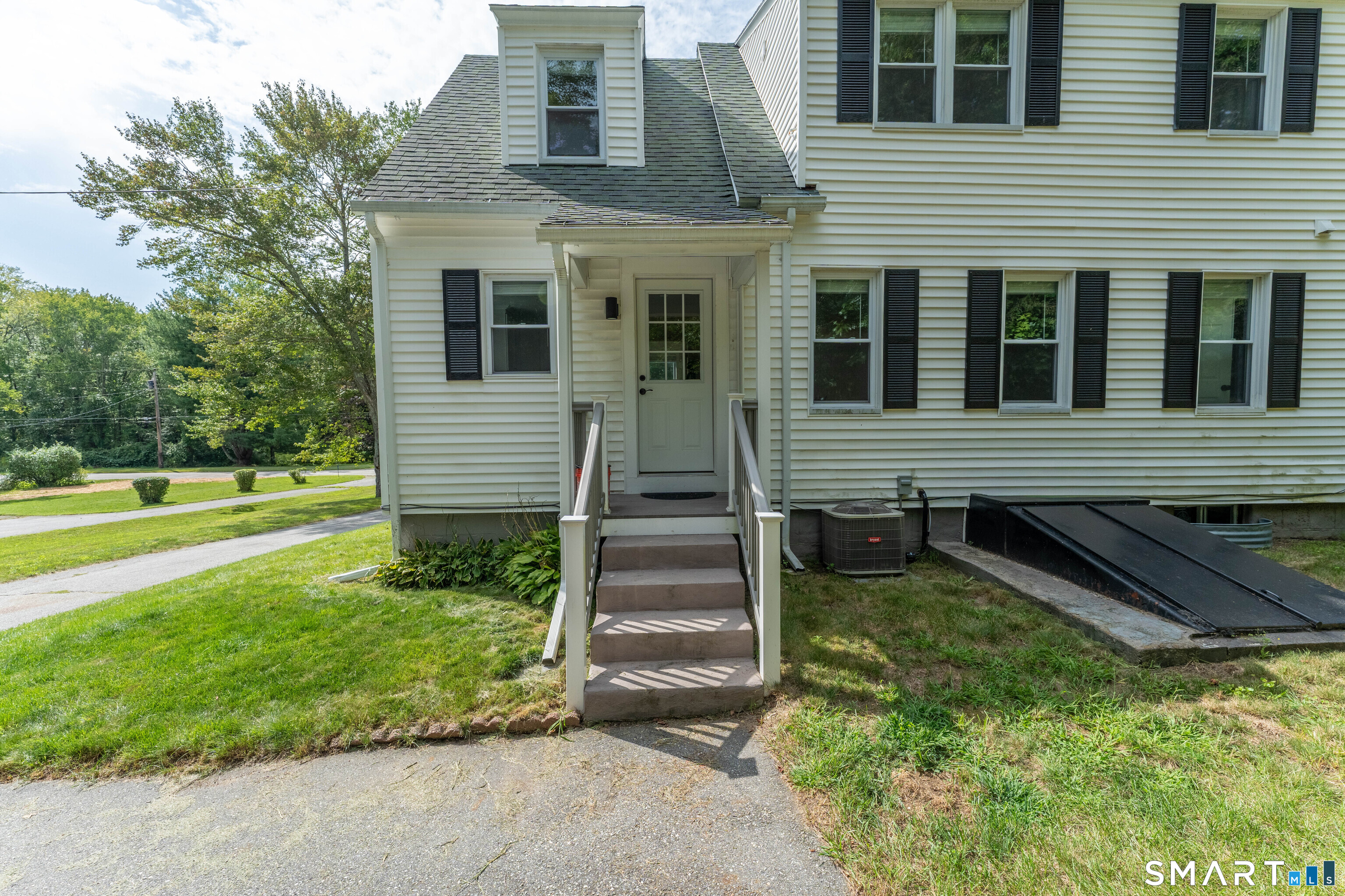 25 Watson Road Property Photo 4