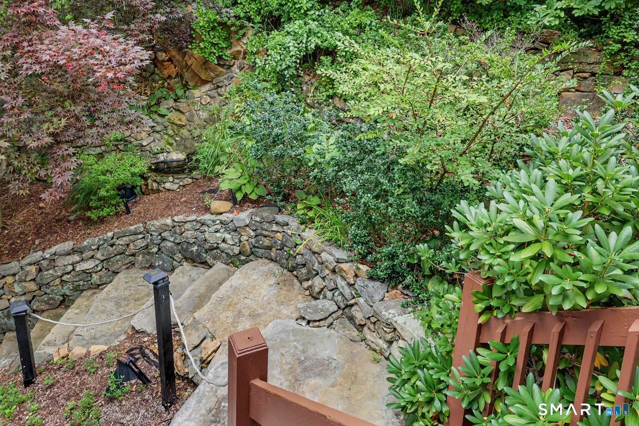 20 Mcnulty Drive Property Photo 3
