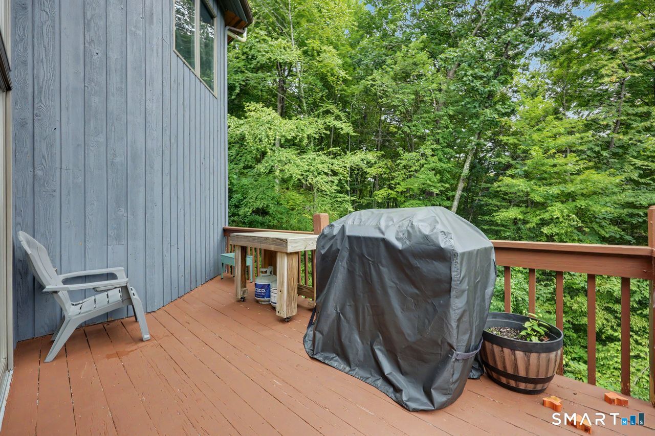 20 Mcnulty Drive Property Photo 6