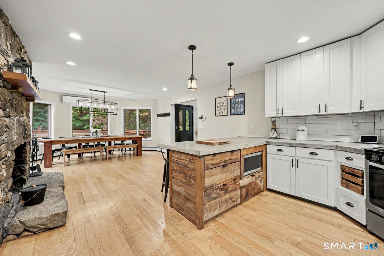 20 Mcnulty Drive Property Photo 8