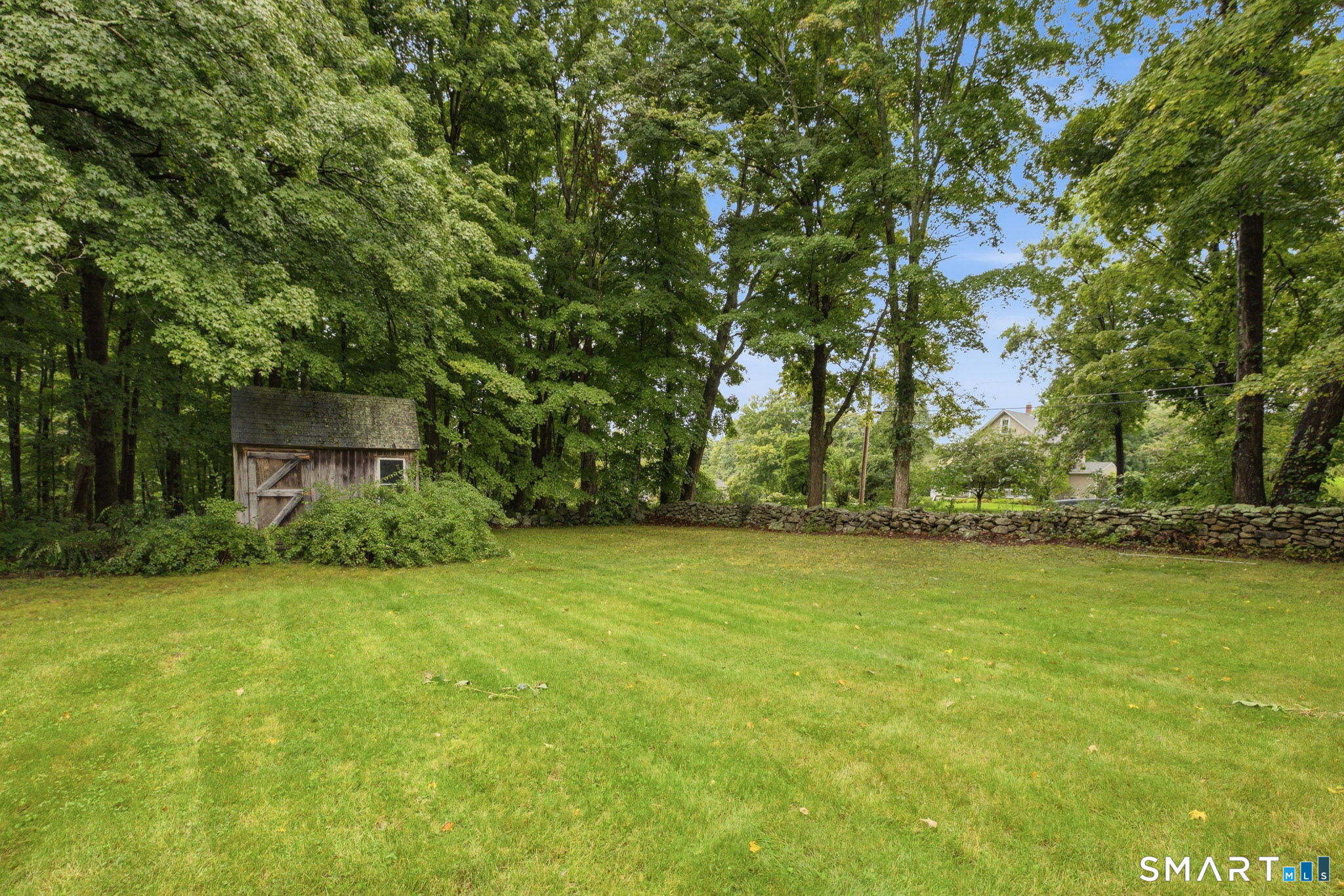 370 Levita Road Property Photo 6