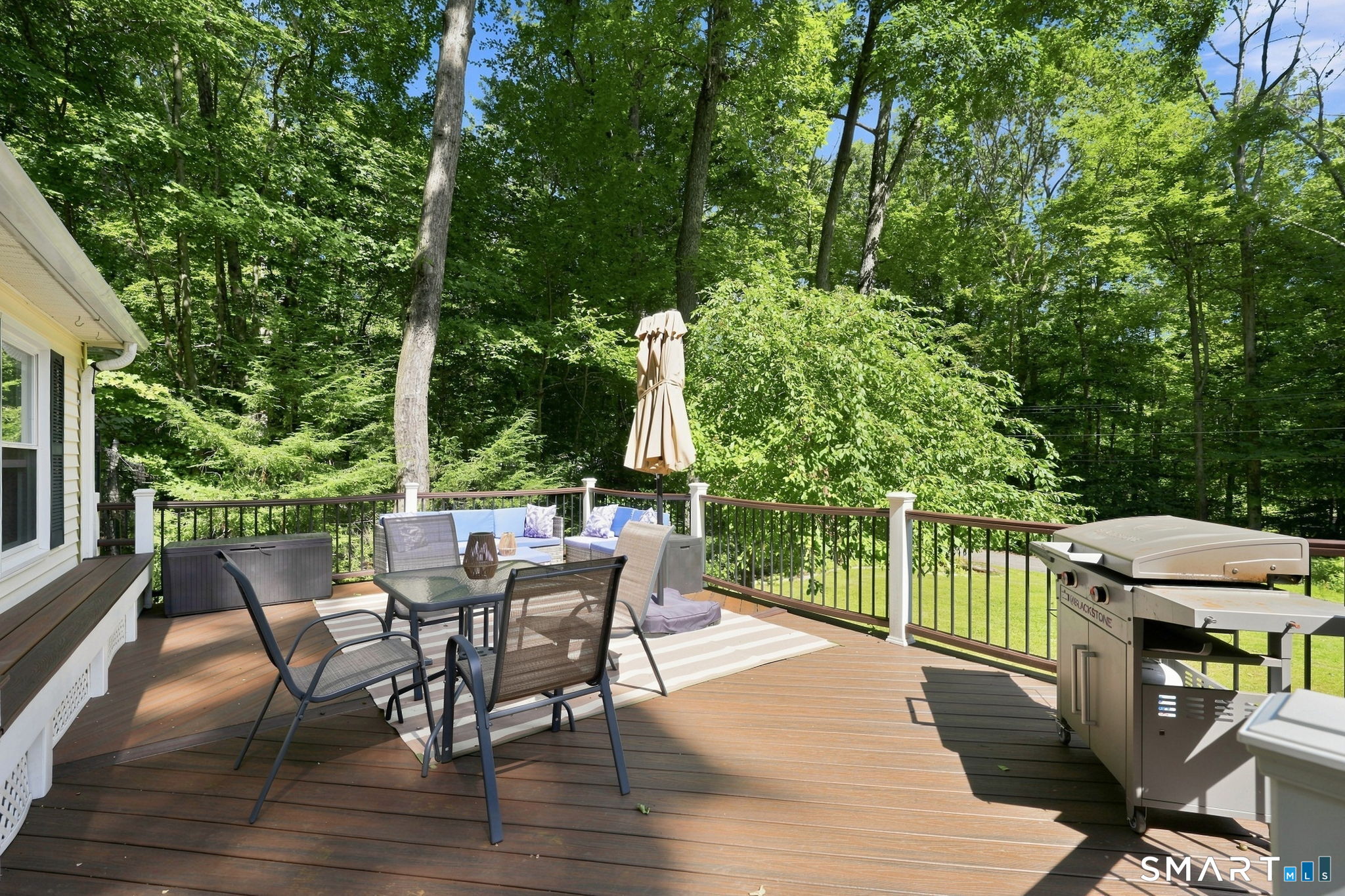 21 Deerfield Drive Property Photo 5
