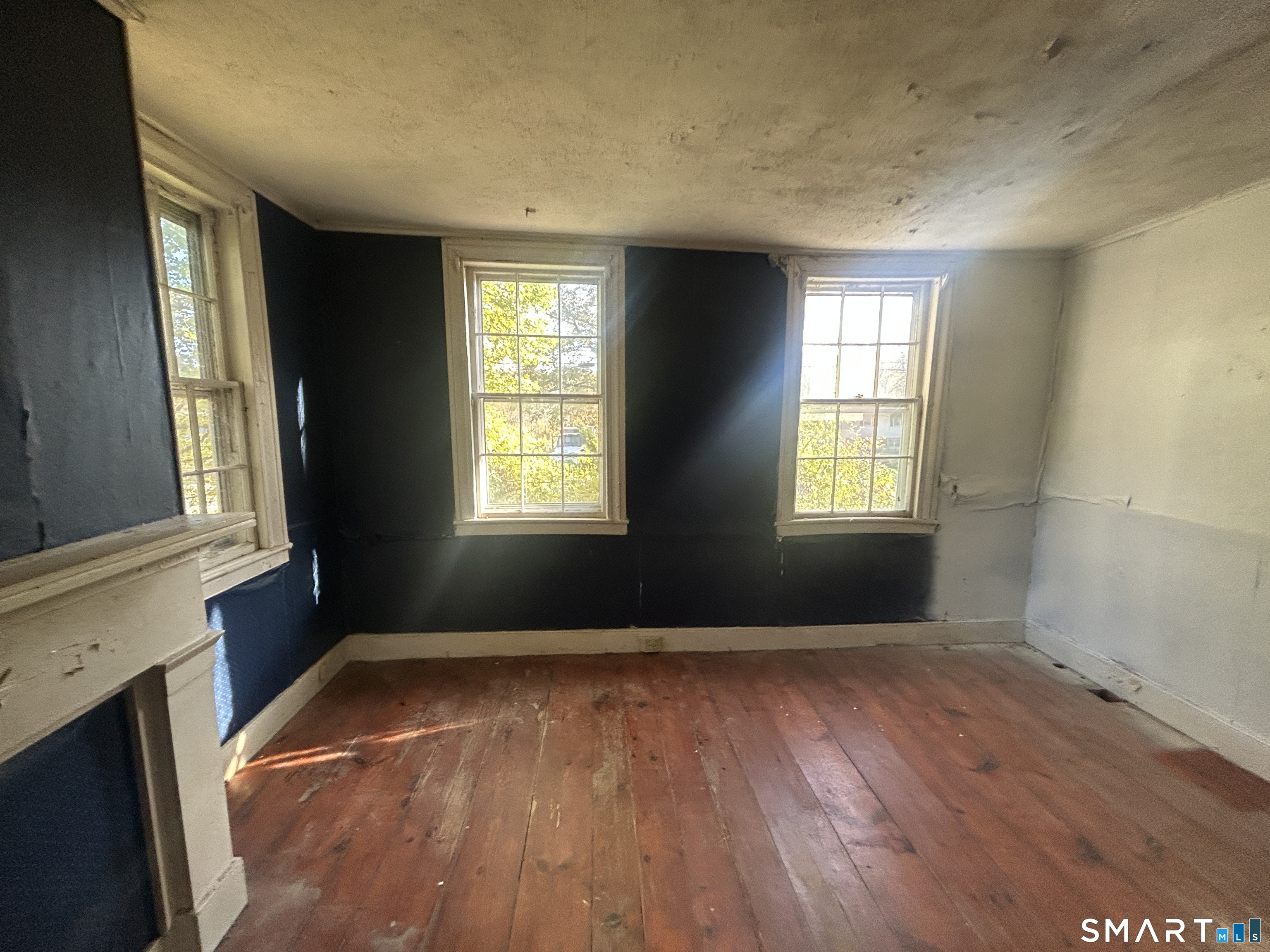 433 Simsbury Road Property Photo 11