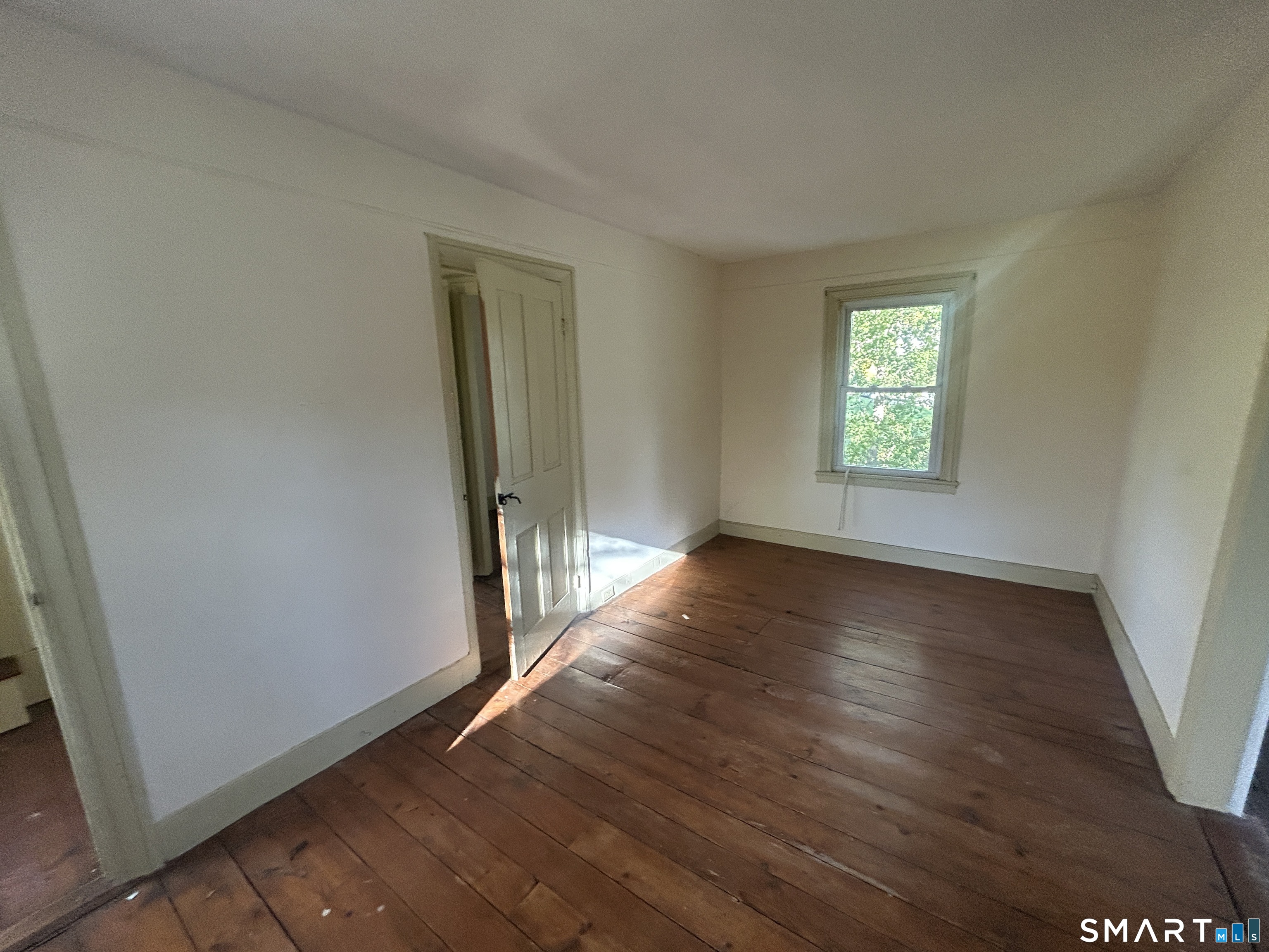 433 Simsbury Road Property Photo 28