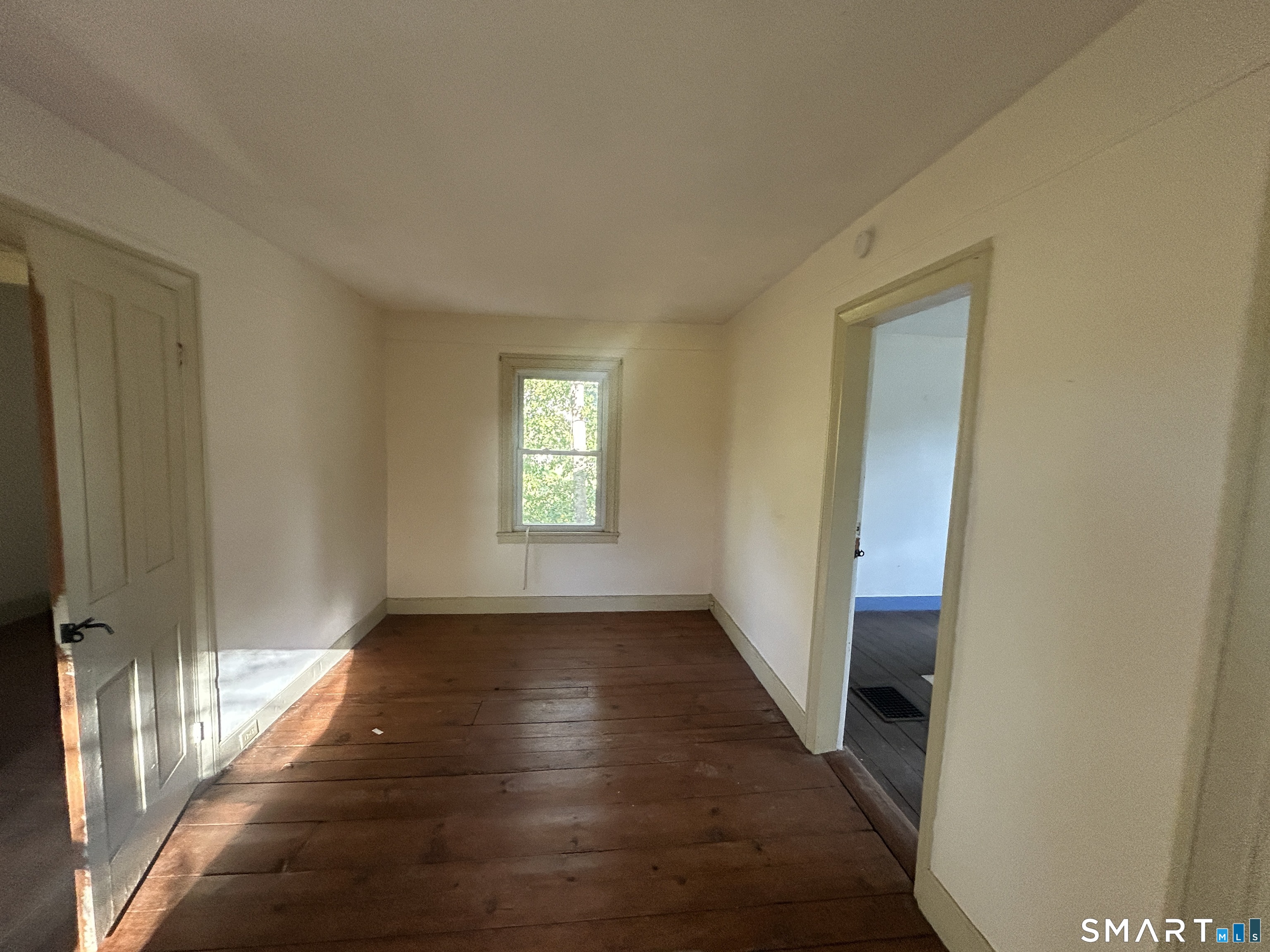 433 Simsbury Road Property Photo 29