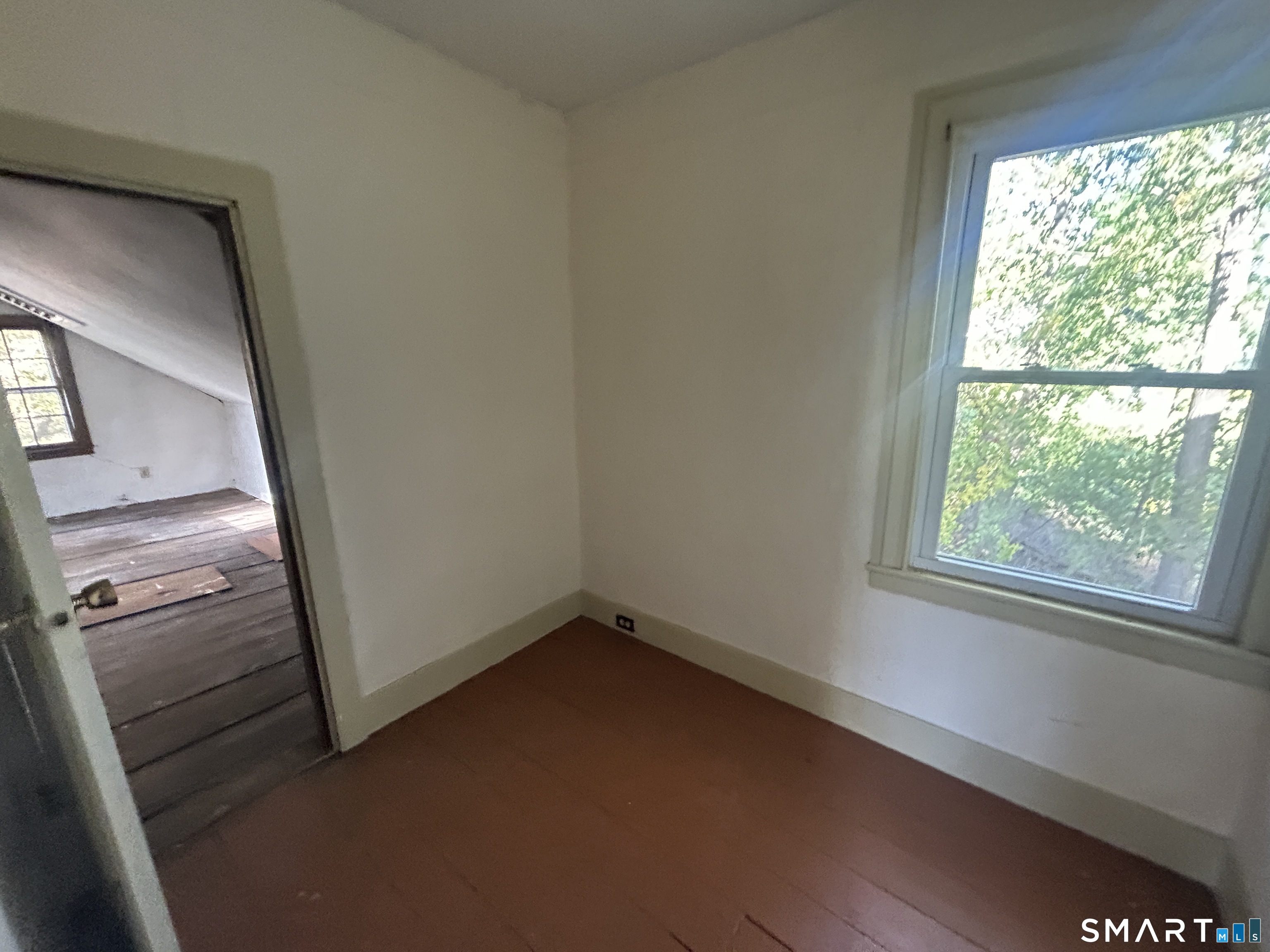 433 Simsbury Road Property Photo 30