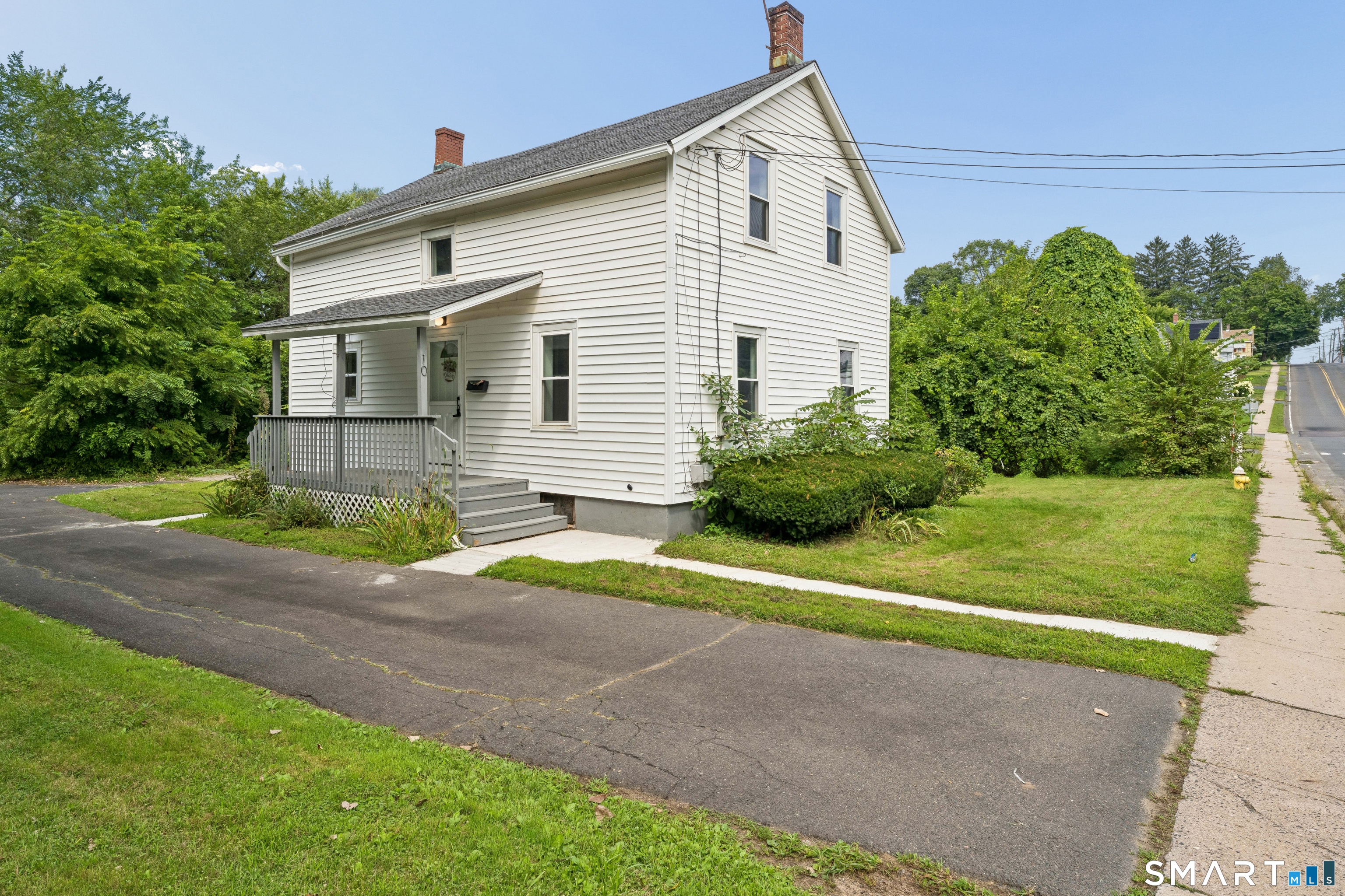 10 Center Street Property Photo 1