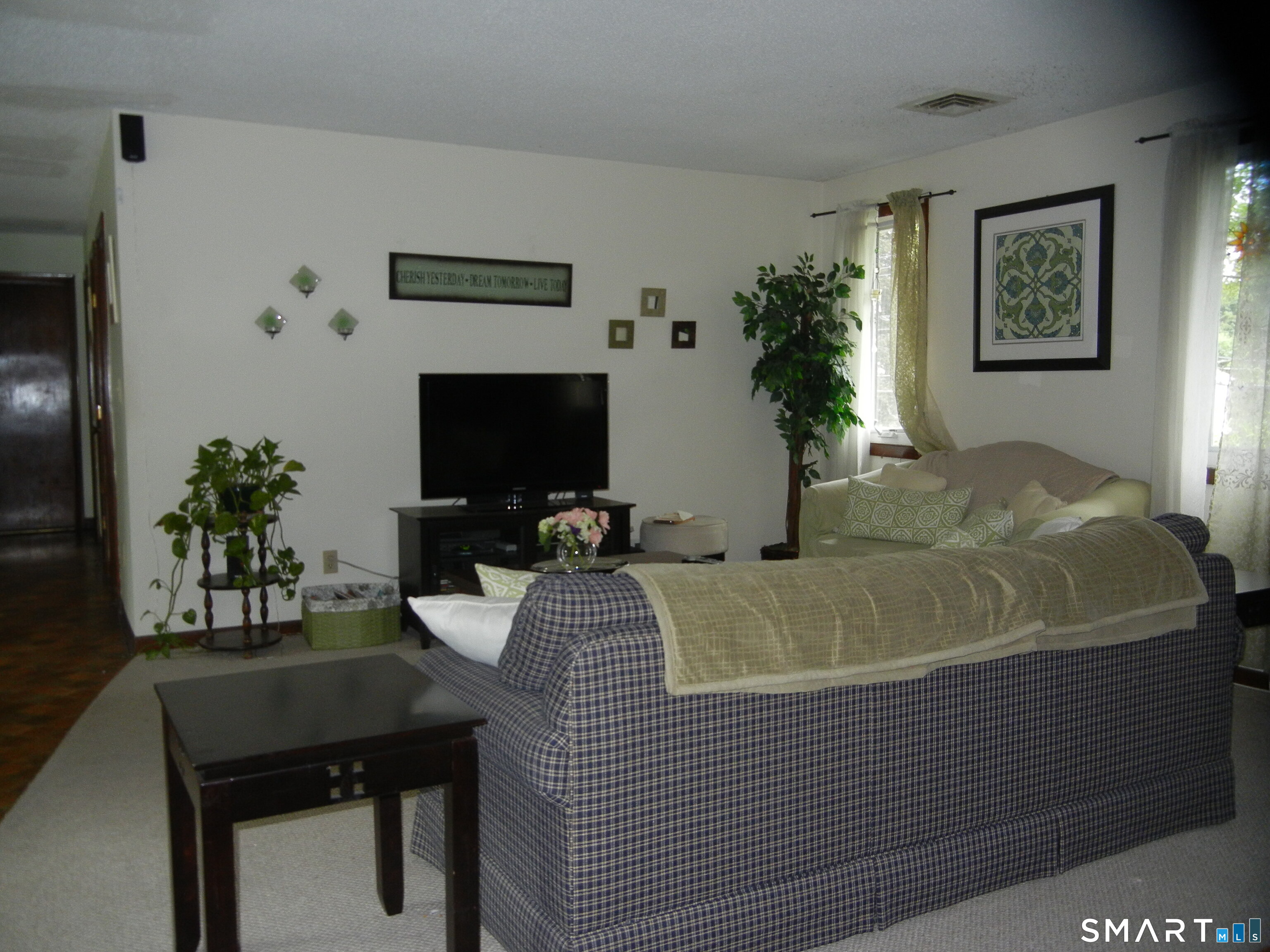 32 Cherry B Street Property Photo 5