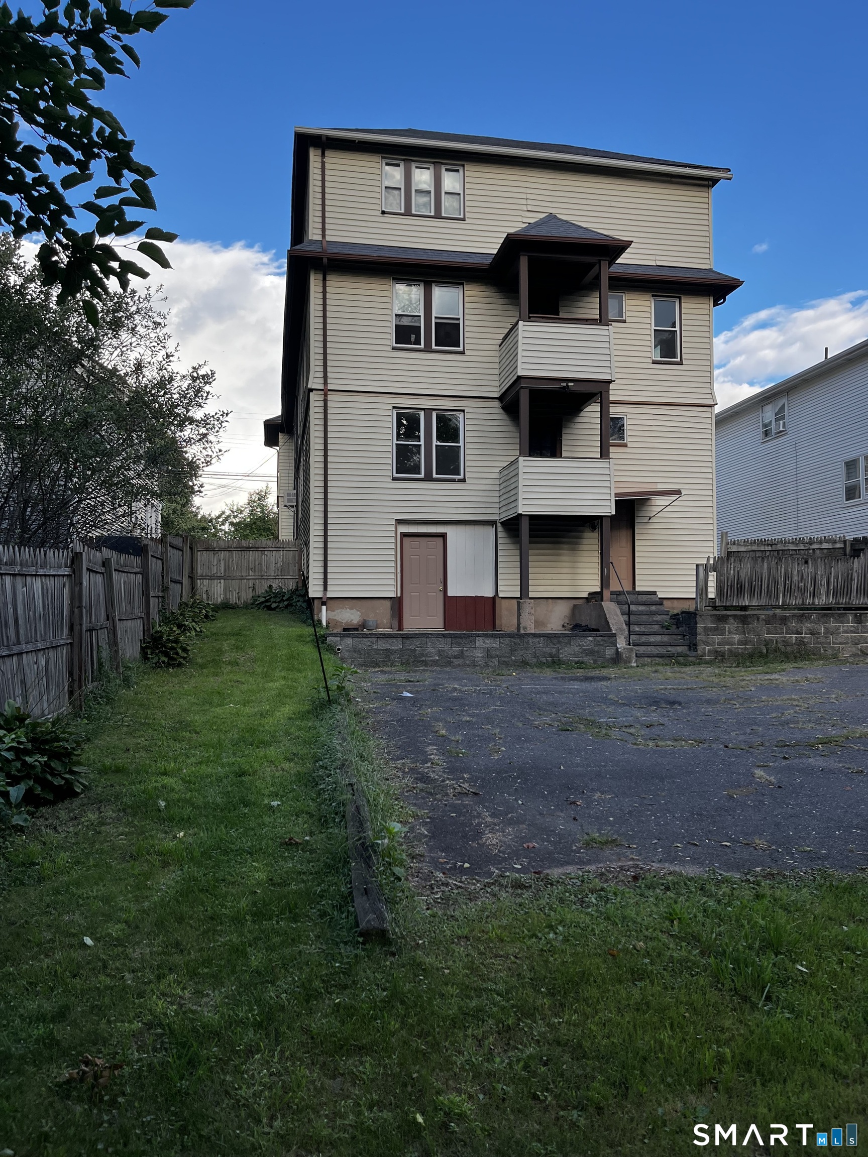33-37 Francis Street Property Photo 19