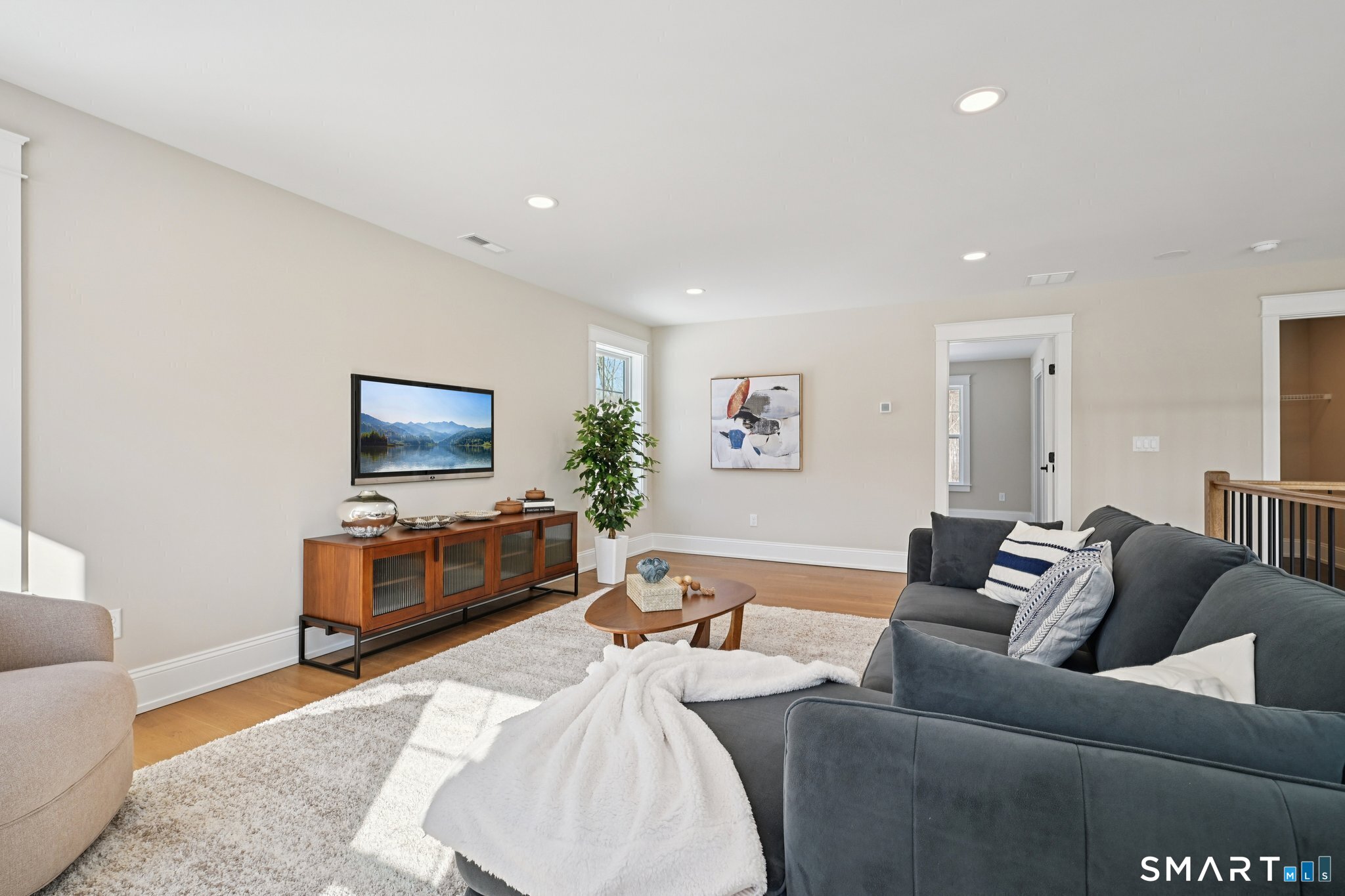 1 Twin Valley Road Property Photo 21
