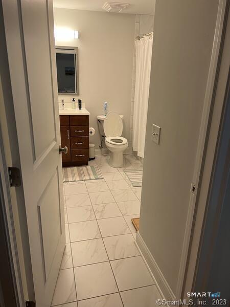 965 Hope 304 Street Property Photo 12