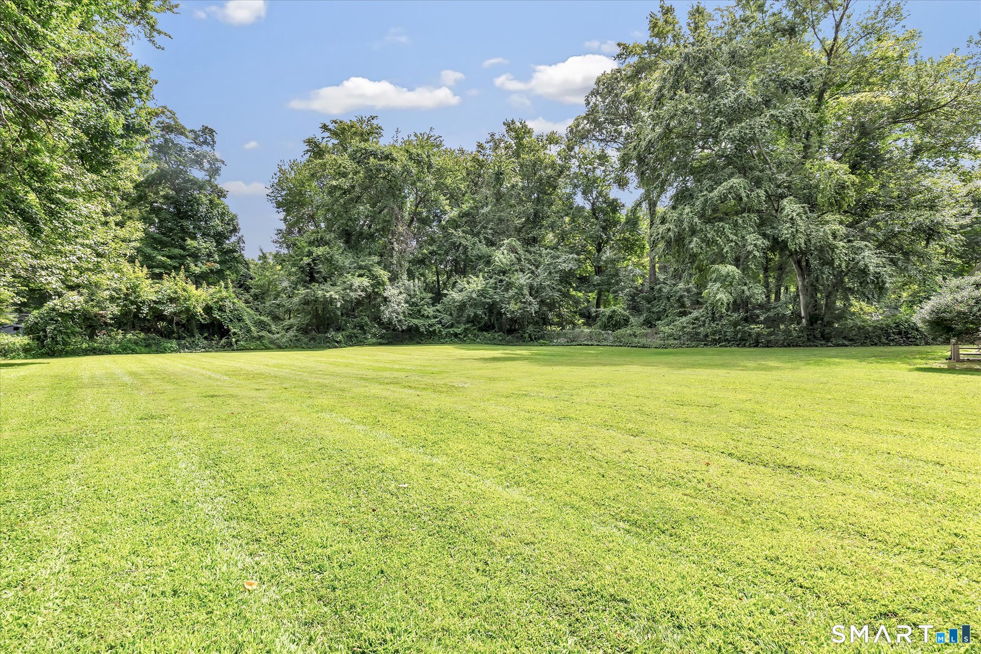 130 Hinman Street Property Photo 5