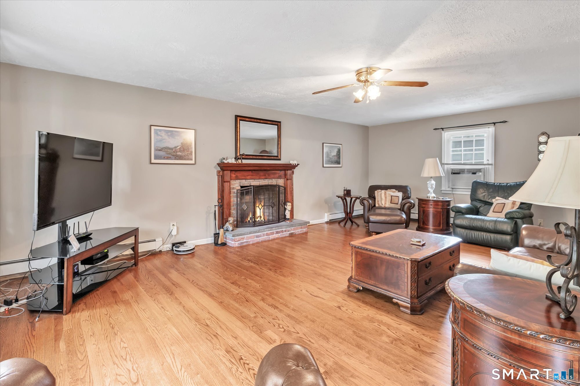 130 Hinman Street Property Photo 6