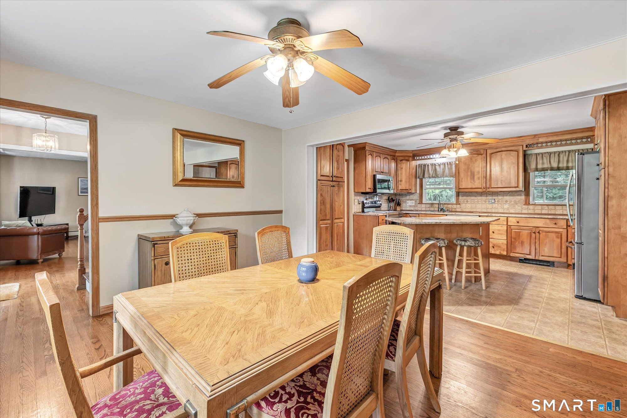 130 Hinman Street Property Photo 11