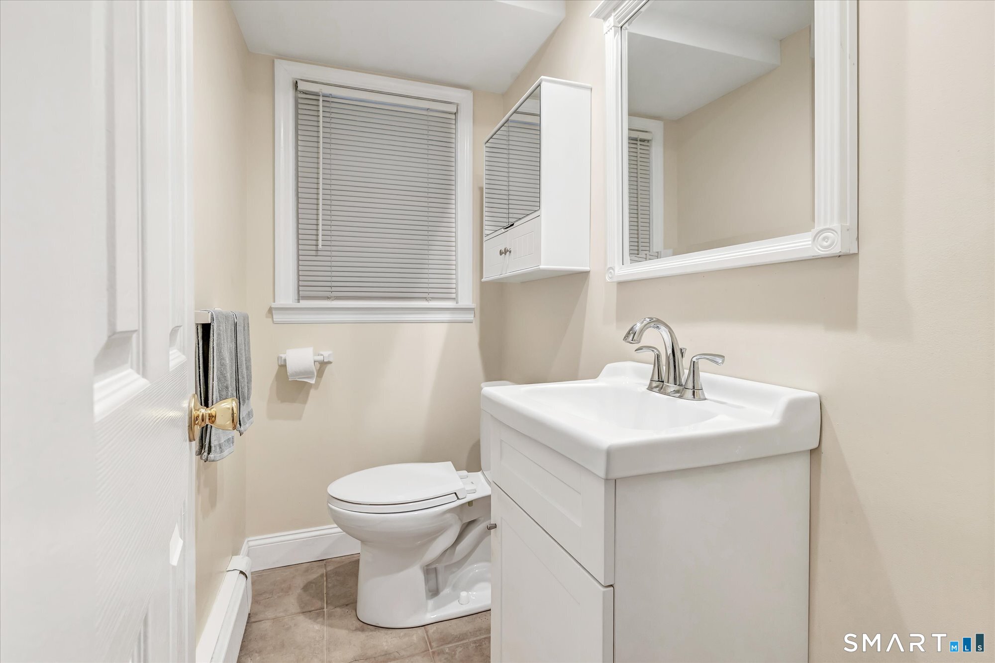 130 Hinman Street Property Photo 16