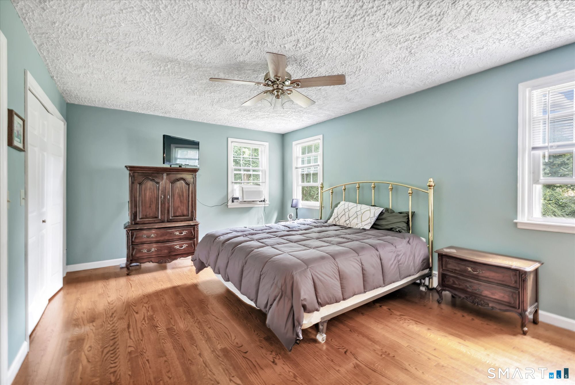 130 Hinman Street Property Photo 22