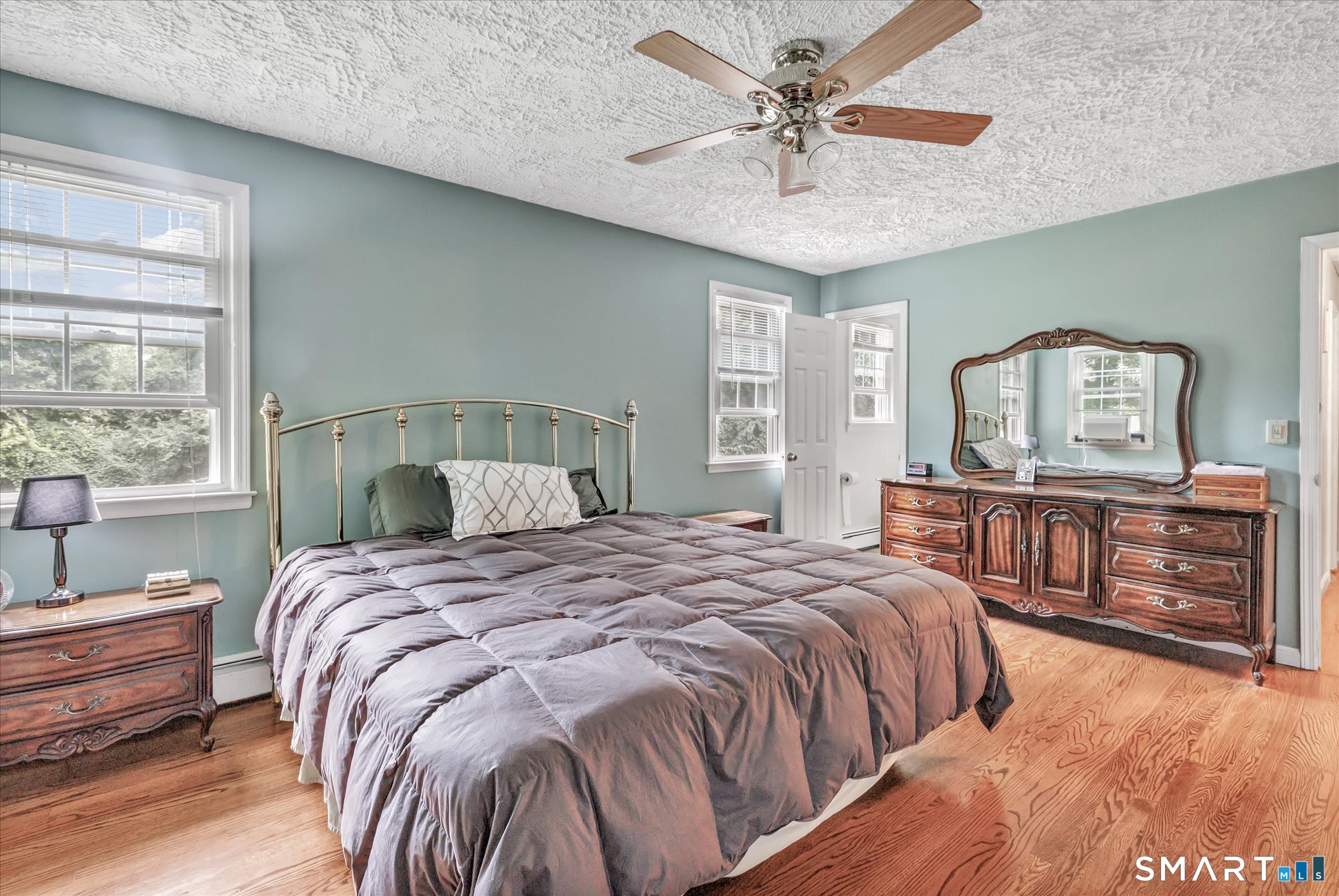 130 Hinman Street Property Photo 23
