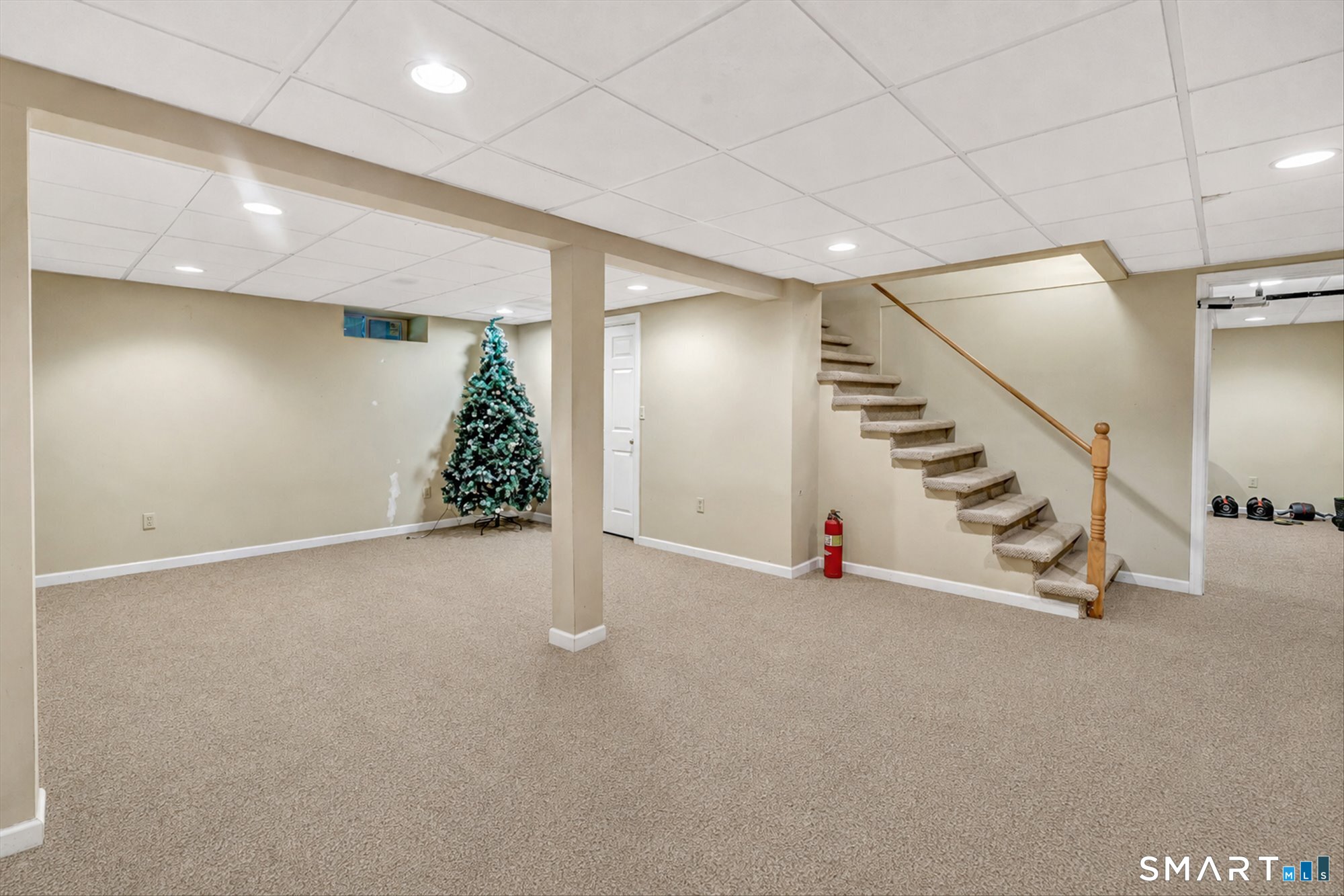 130 Hinman Street Property Photo 34