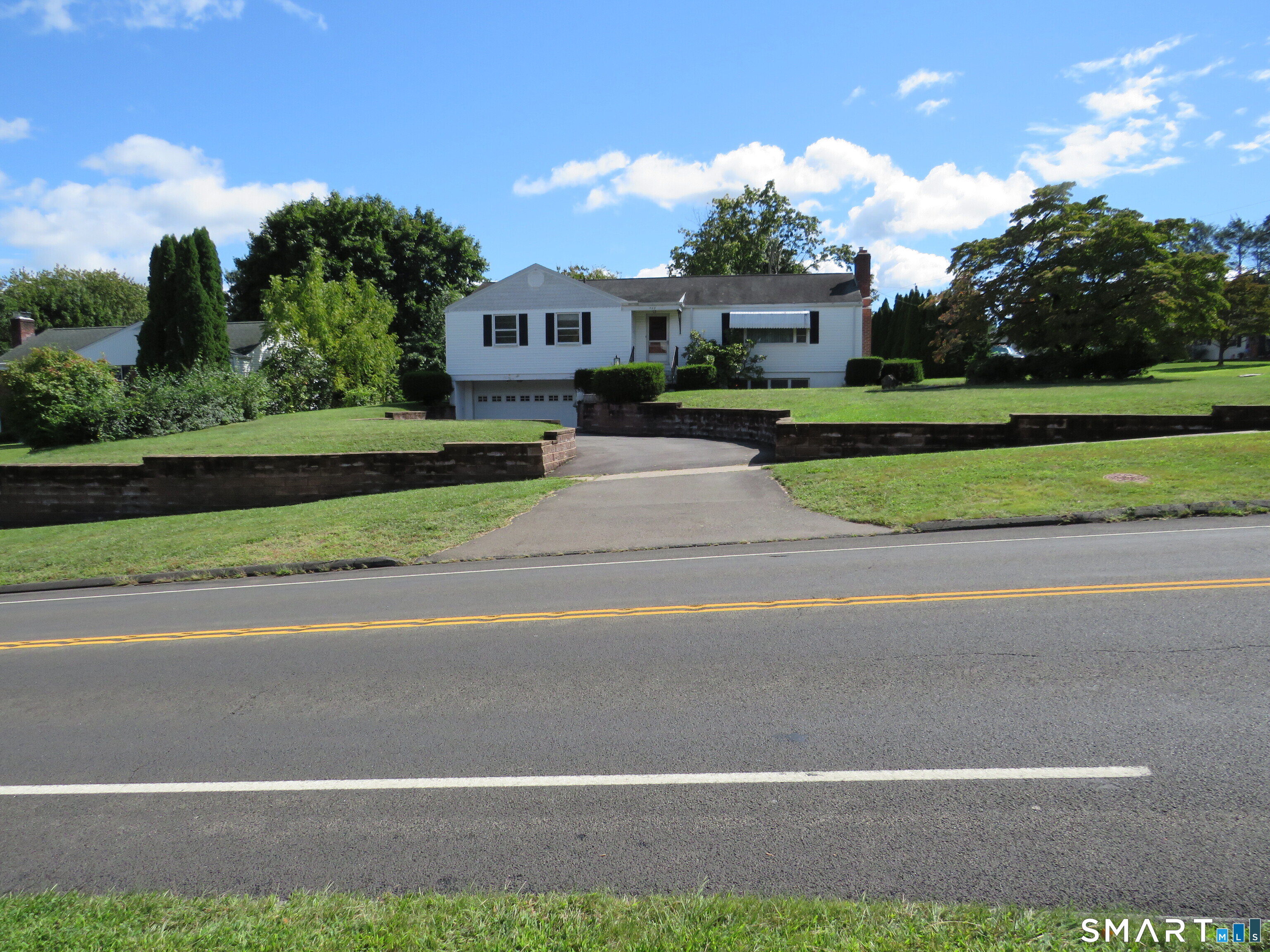 562 Wells Road Property Photo 1