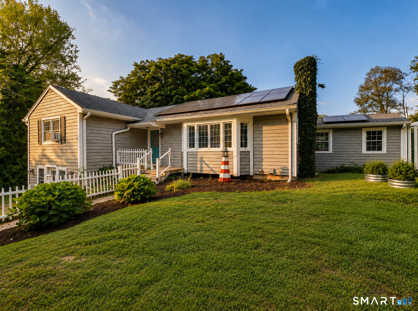 272 Whalehead Road Property Photo 1