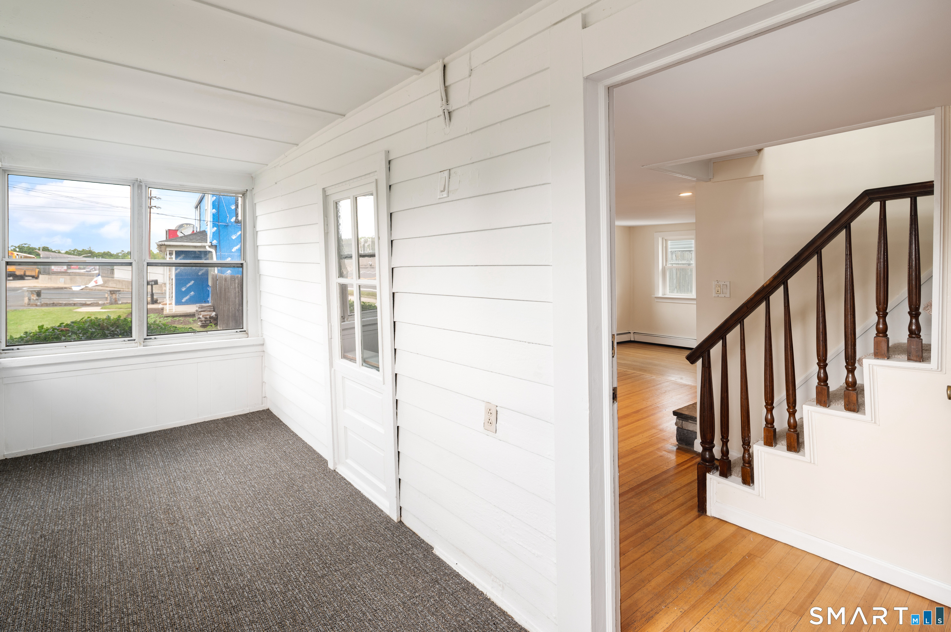 307 Courtland Avenue Property Photo 3
