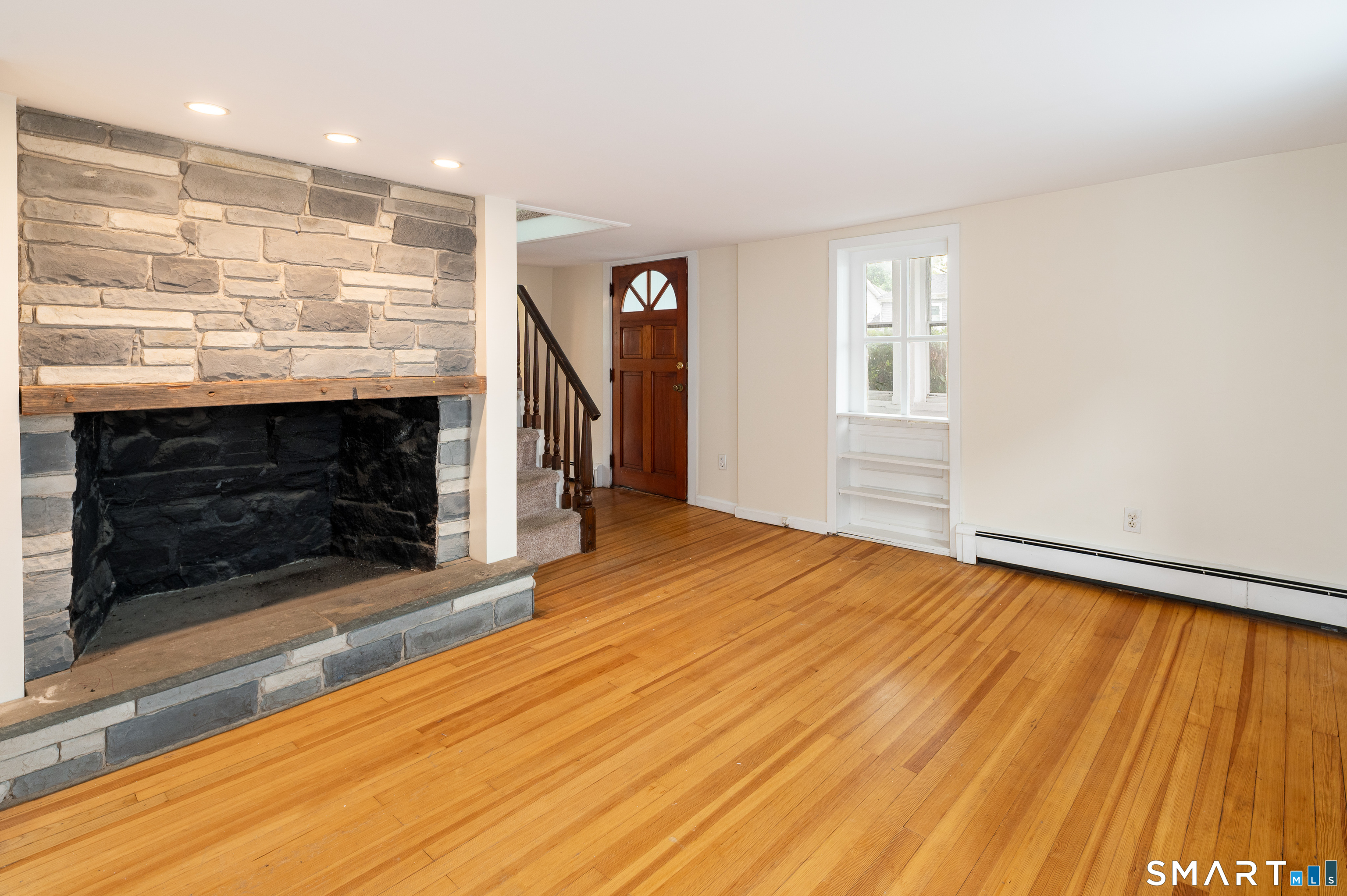 307 Courtland Avenue Property Photo 9
