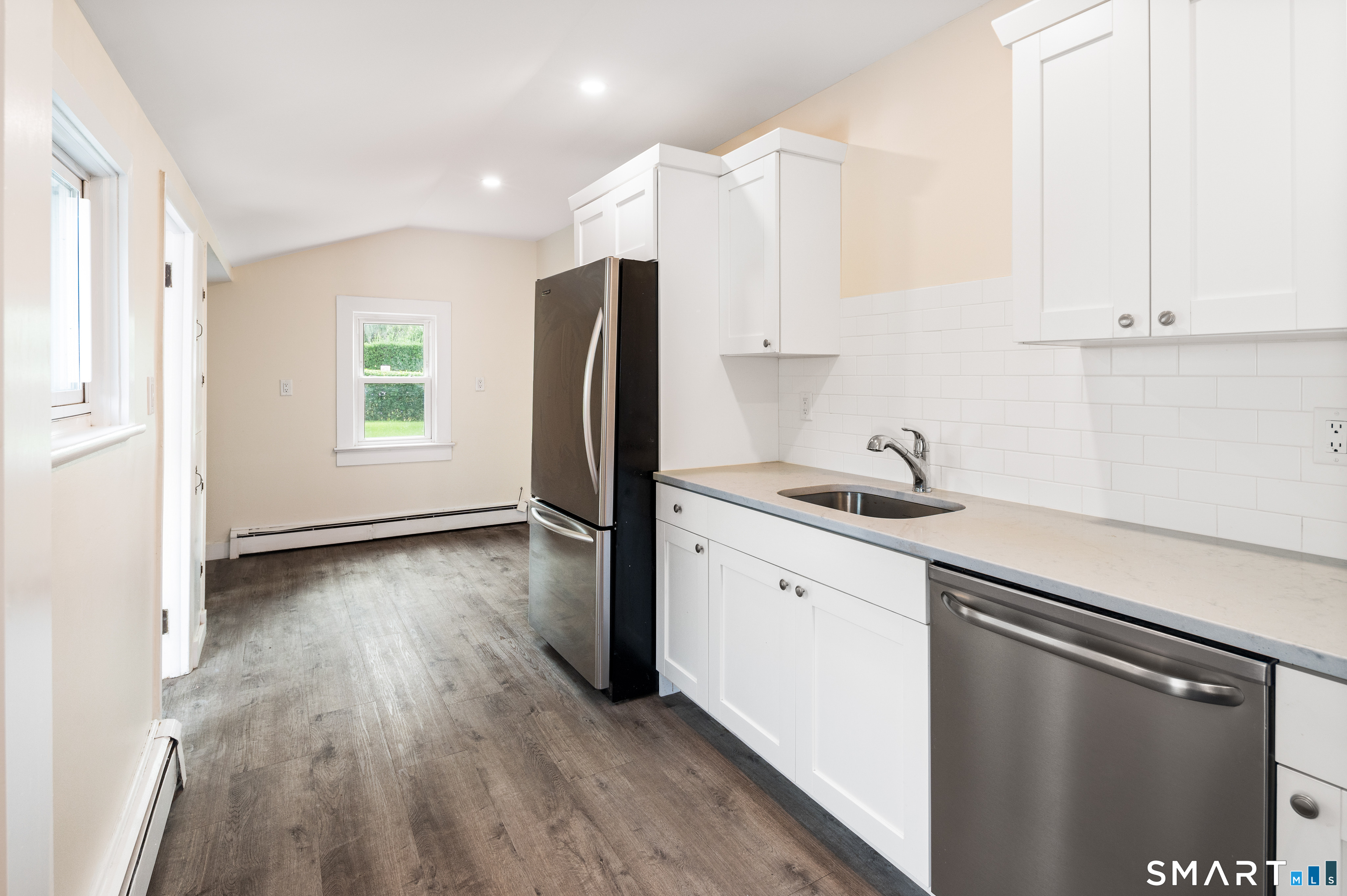 307 Courtland Avenue Property Photo 11