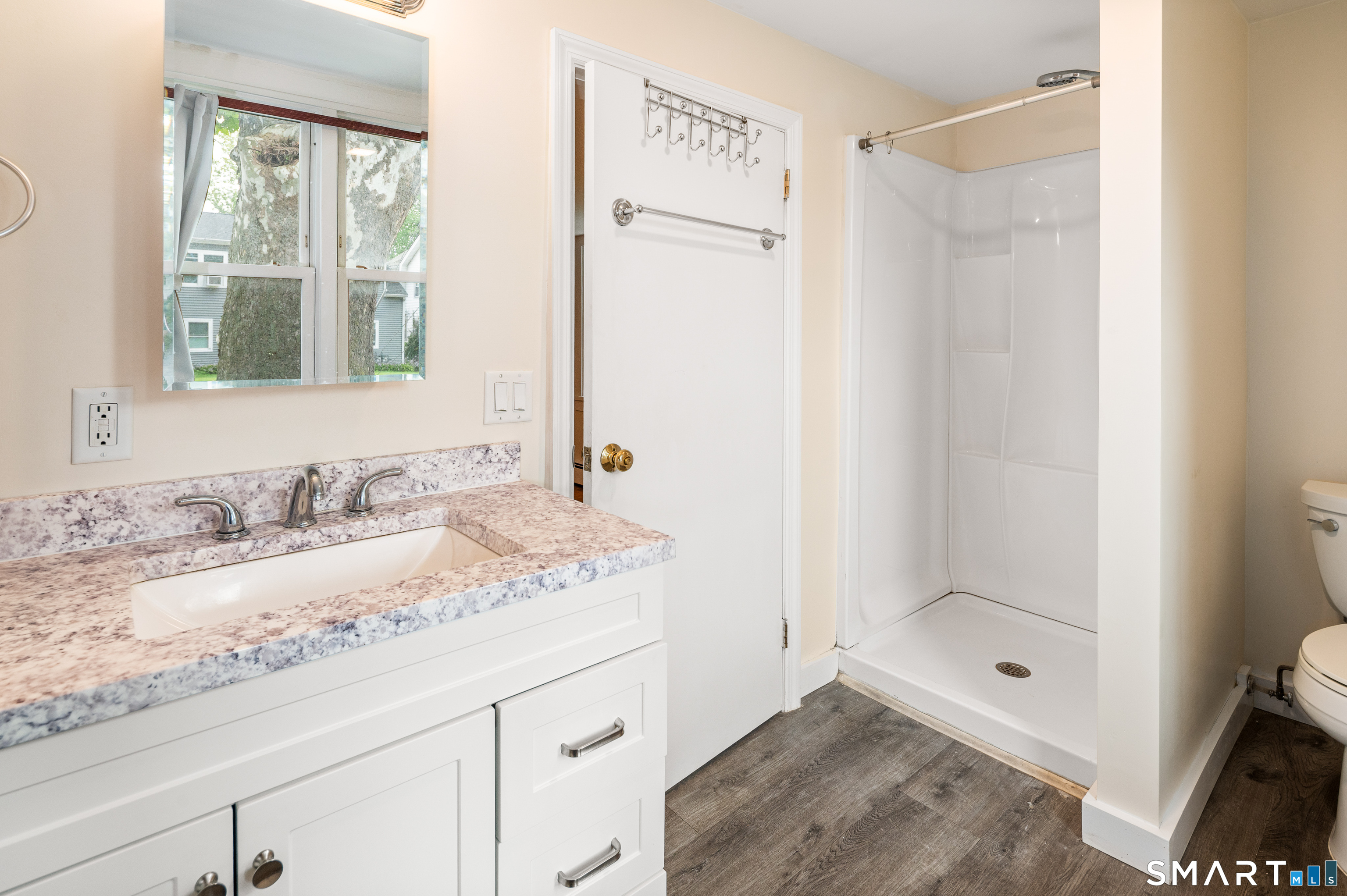 307 Courtland Avenue Property Photo 22