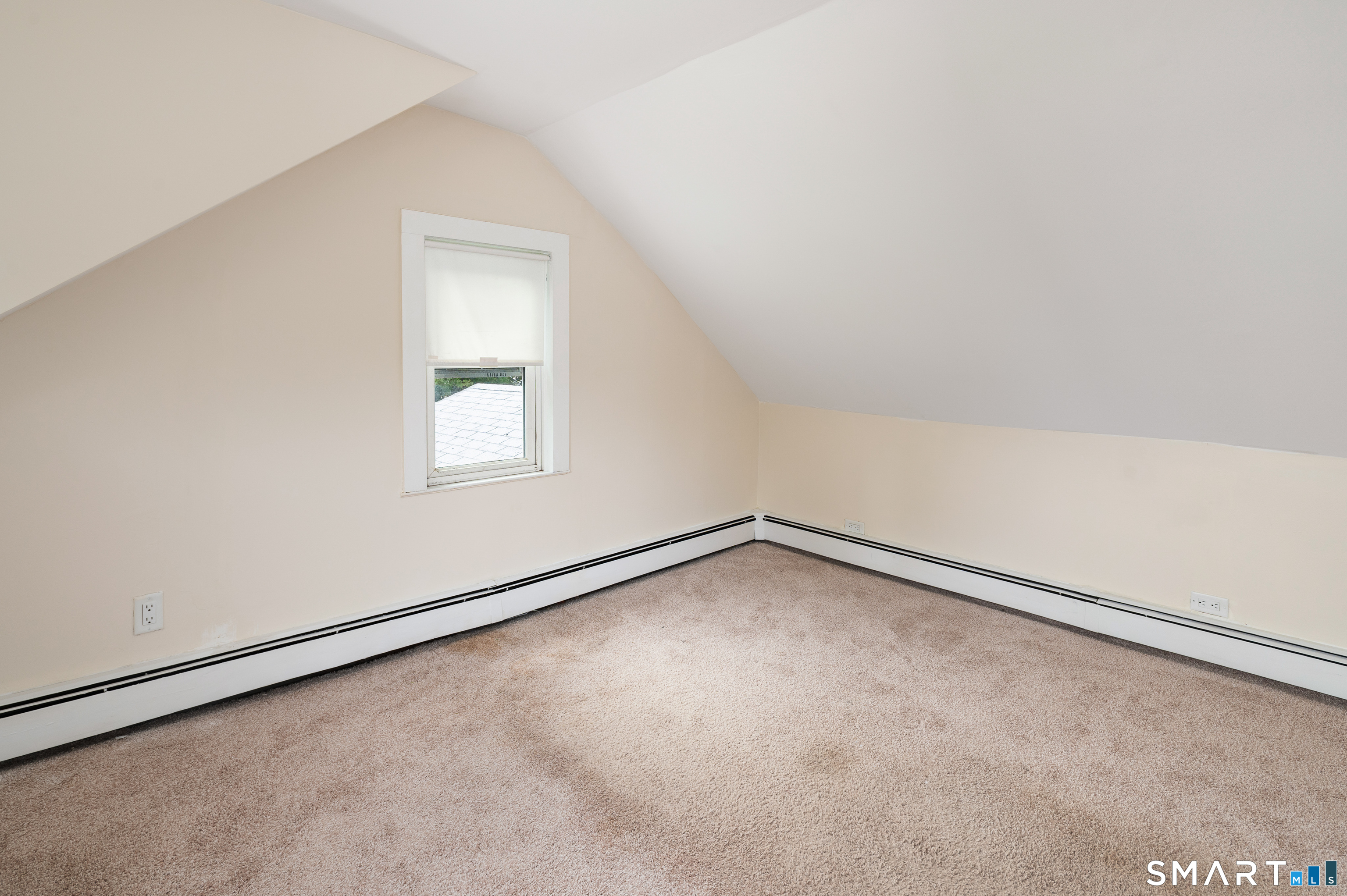 307 Courtland Avenue Property Photo 28