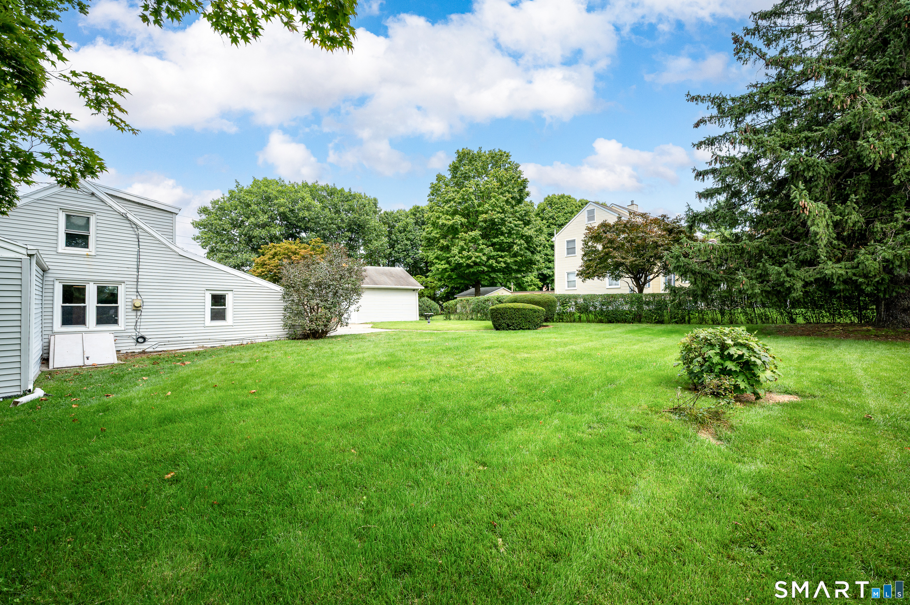 307 Courtland Avenue Property Photo 36