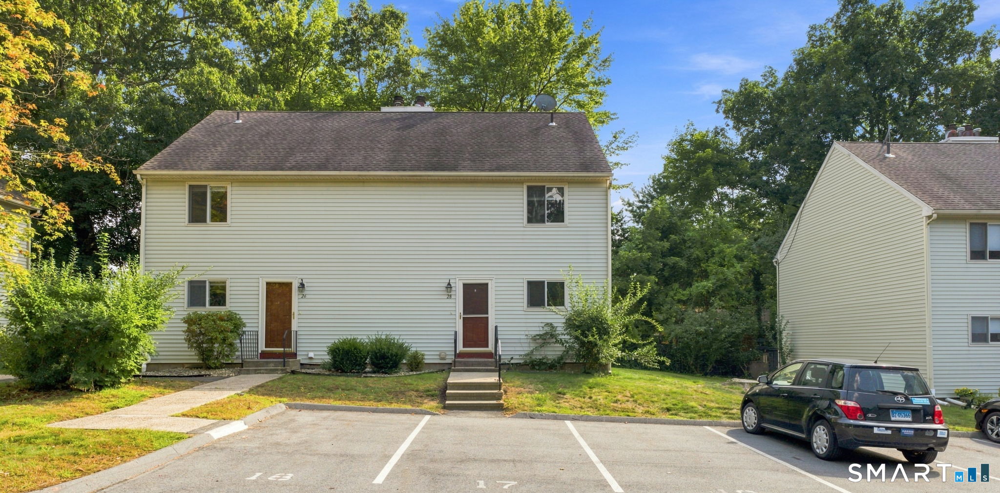 28 Larkspur 28 Drive Property Photo 1