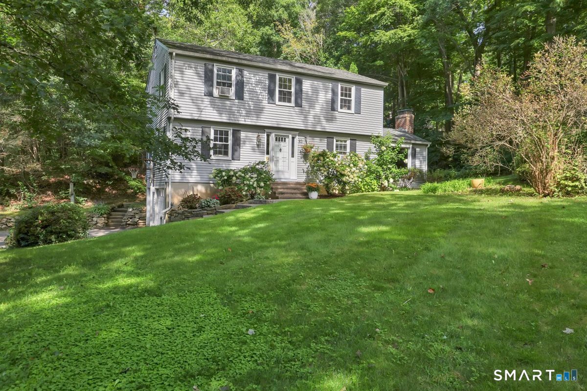 83 Crestwood Drive Property Photo 1