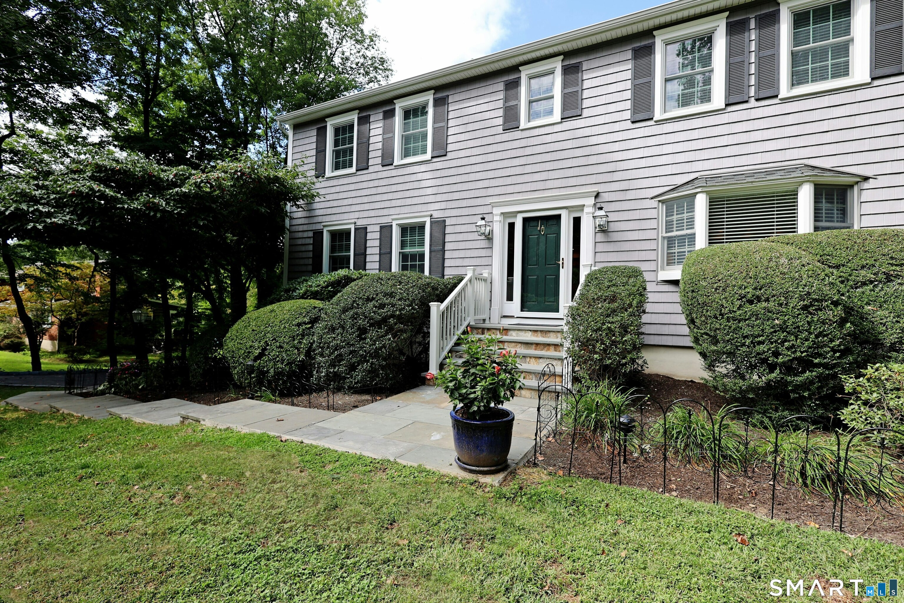 47 Fox Run Road Property Photo 4