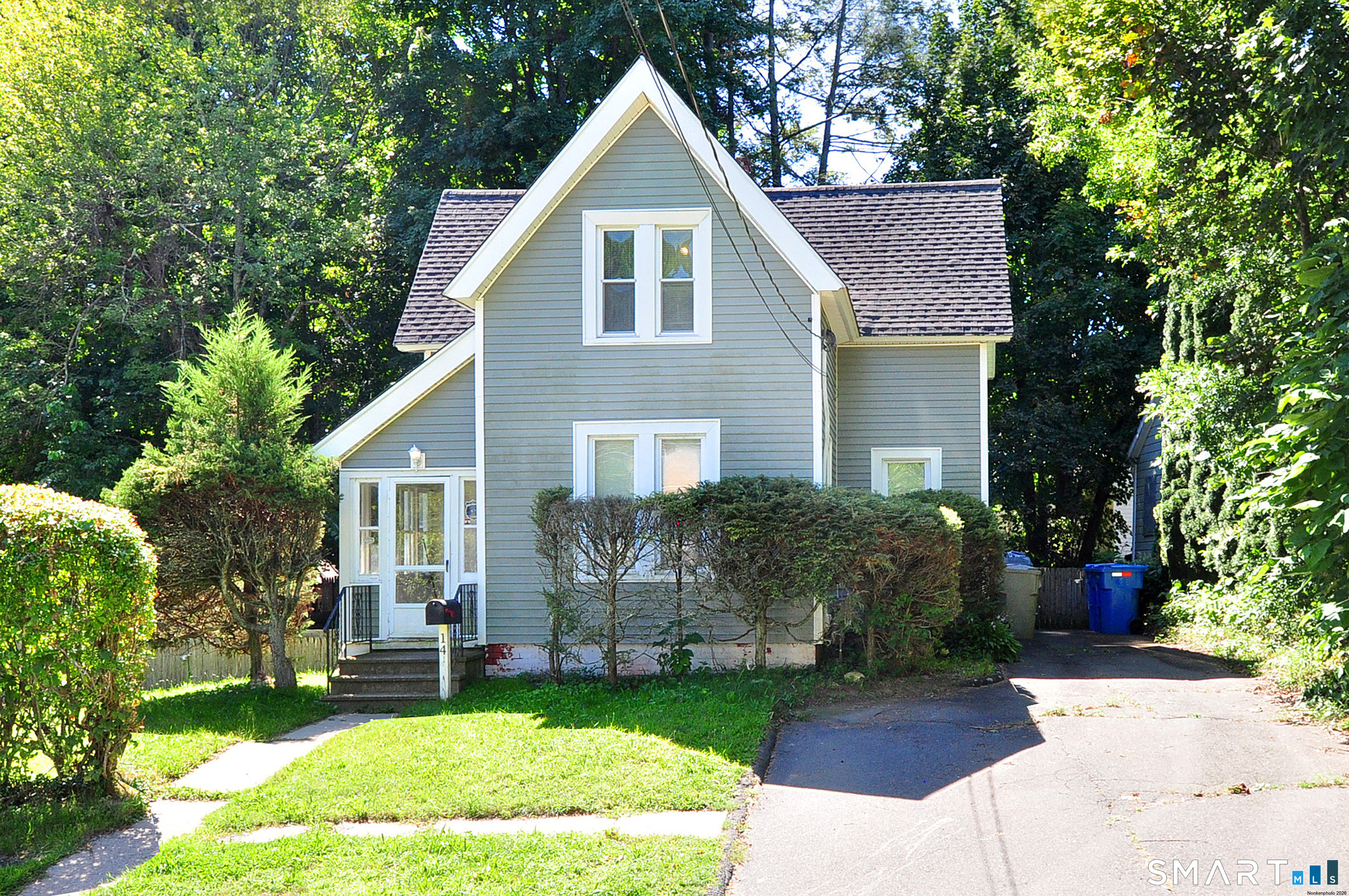 14 Garden Street Property Photo 1