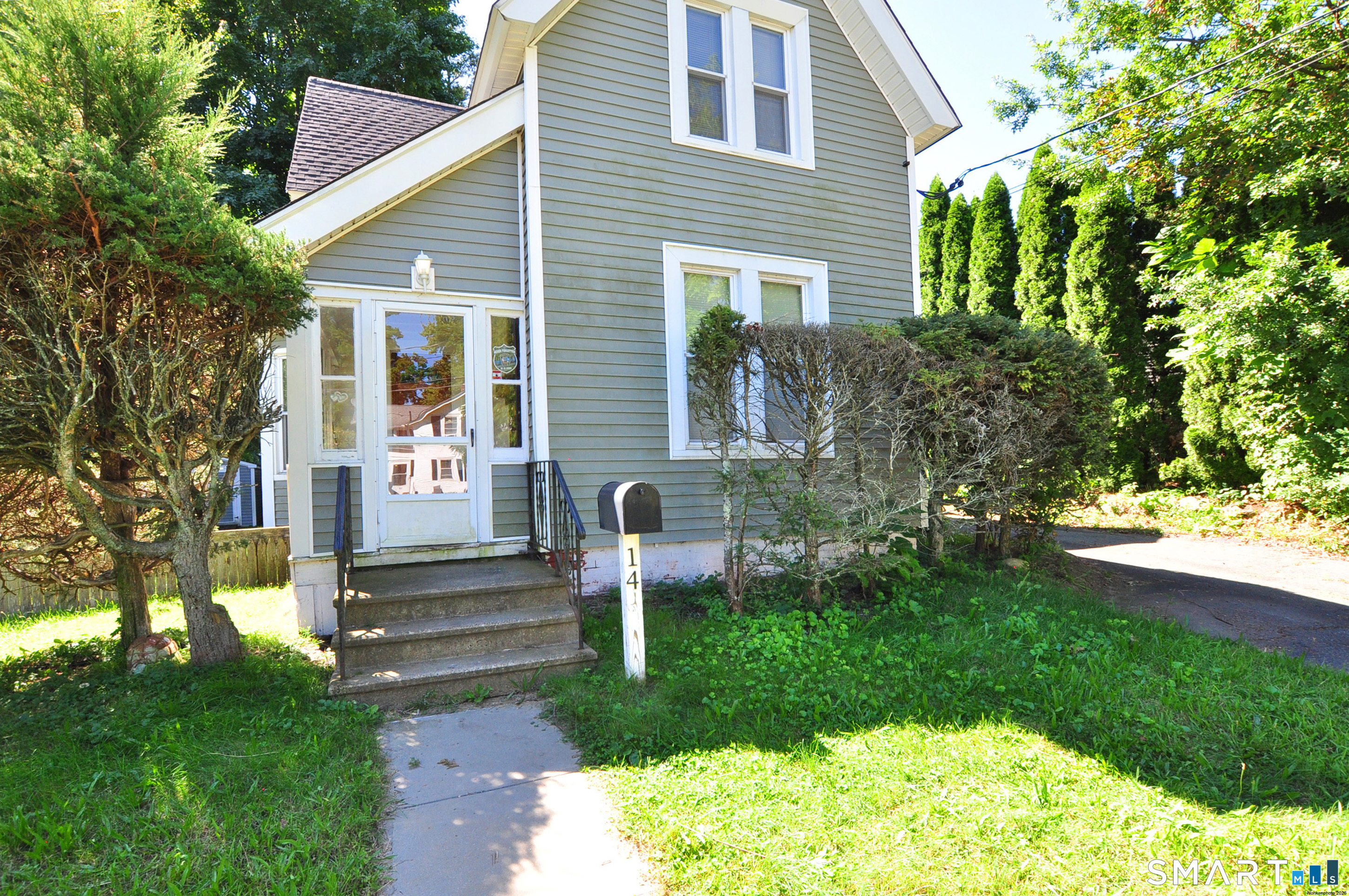 14 Garden Street Property Photo 2