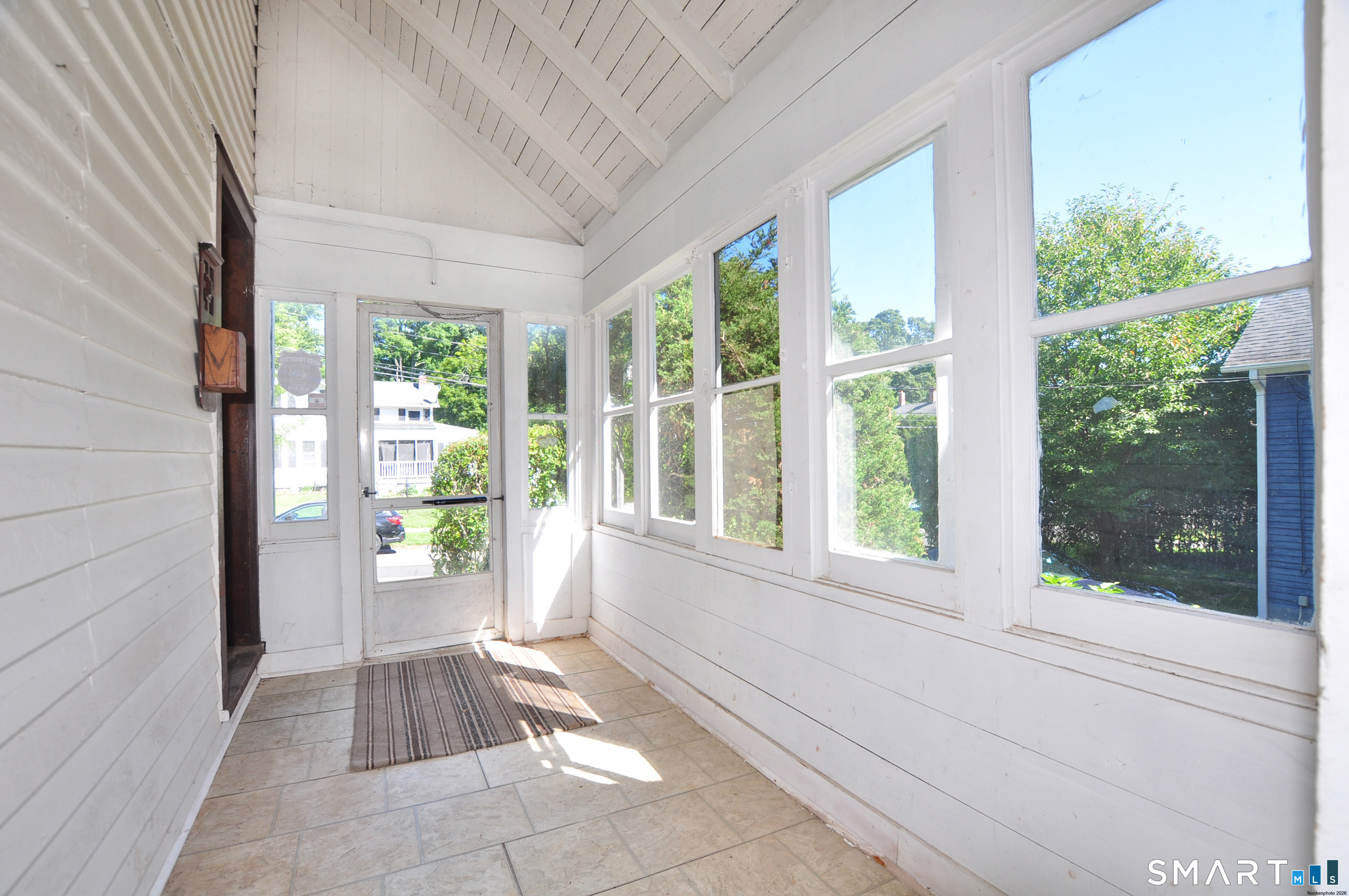 14 Garden Street Property Photo 4