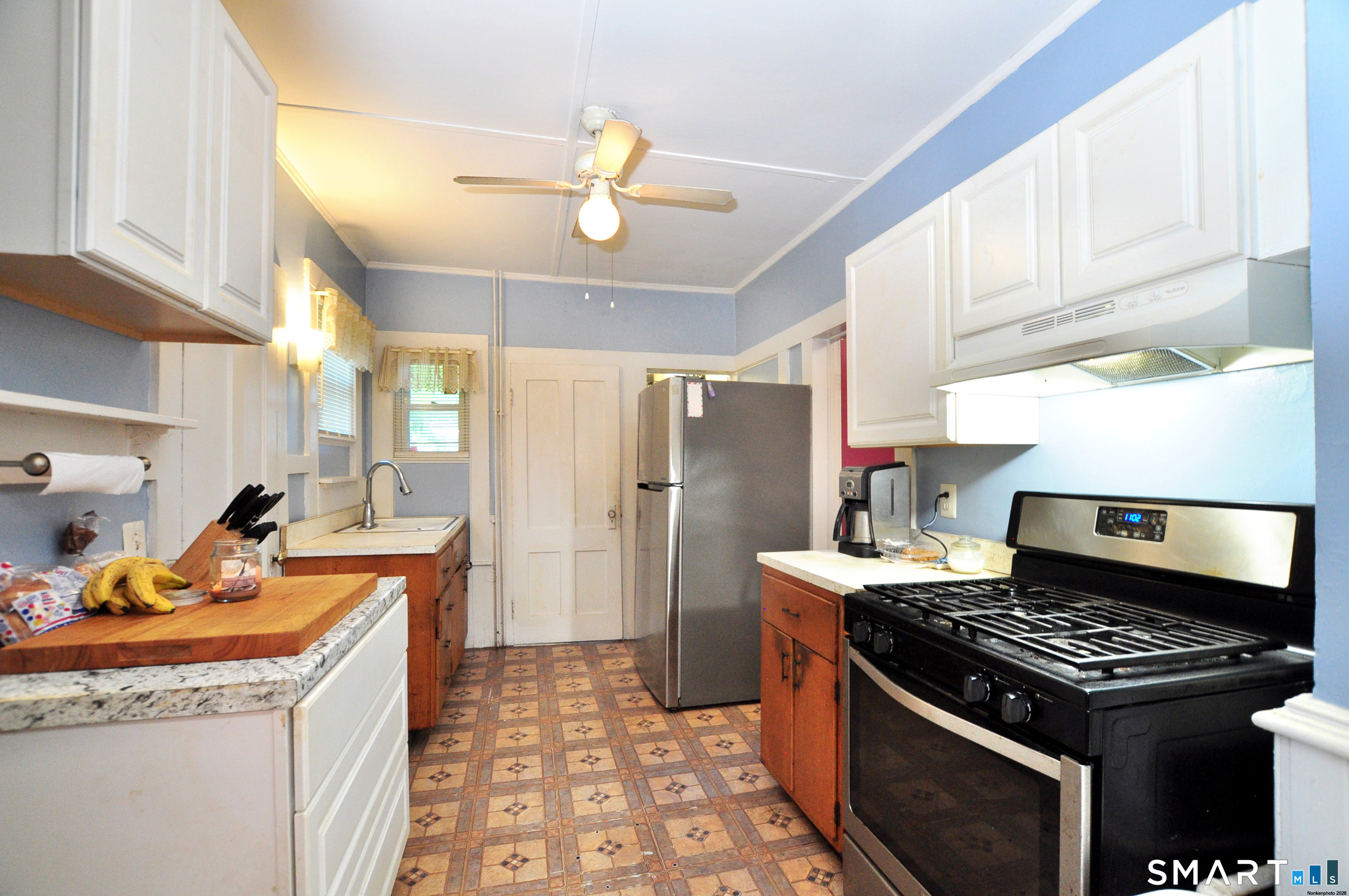 14 Garden Street Property Photo 8