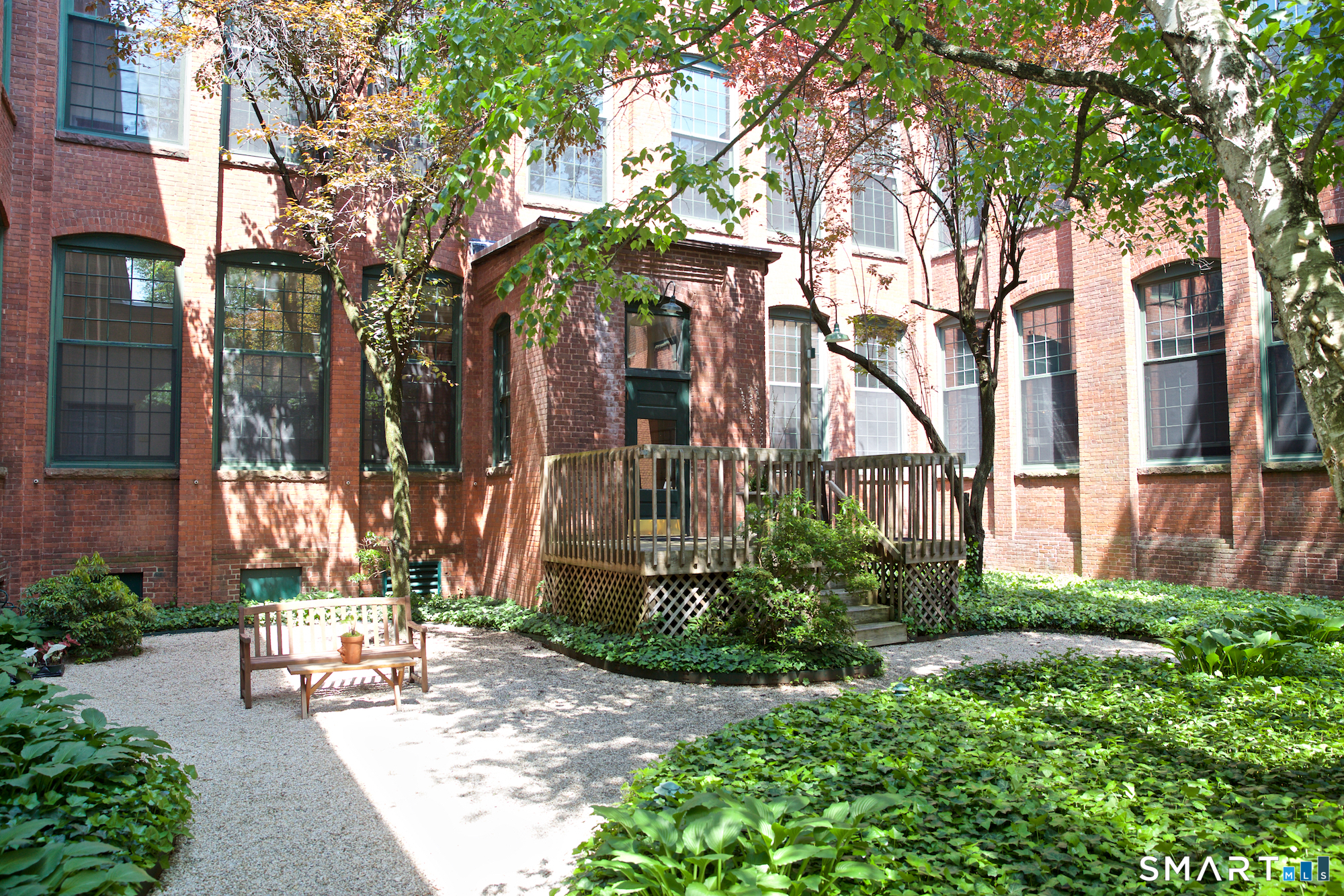 25 Grand 265 Street Property Photo 13