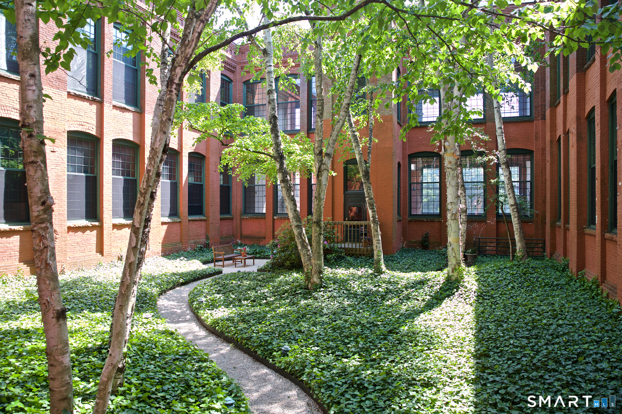 25 Grand 265 Street Property Photo 14