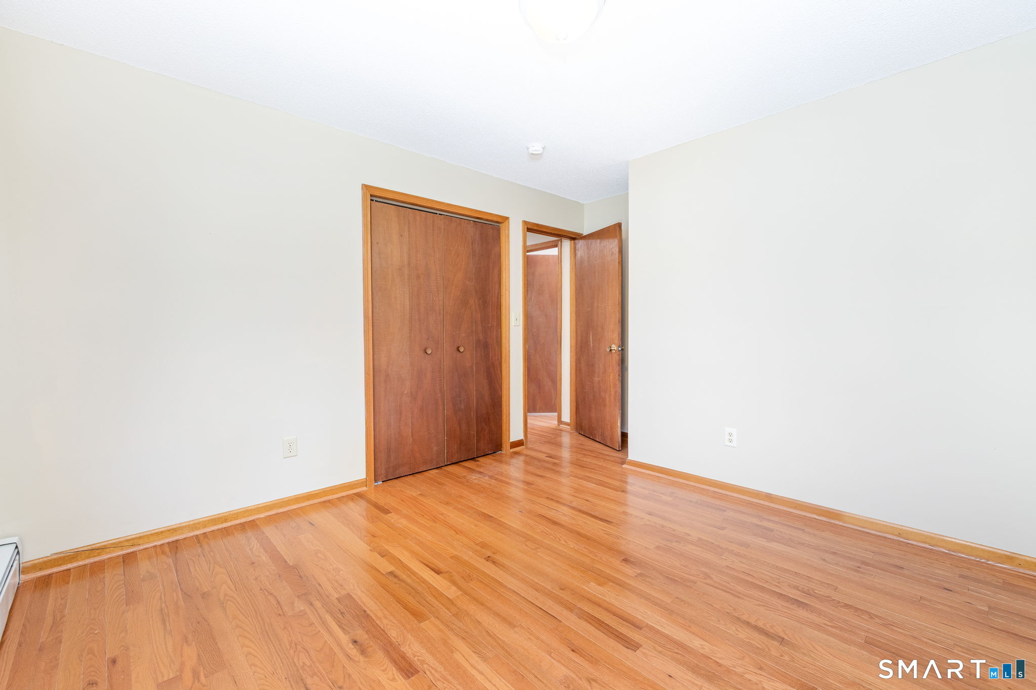 11 Londonderry Lane Property Photo 13