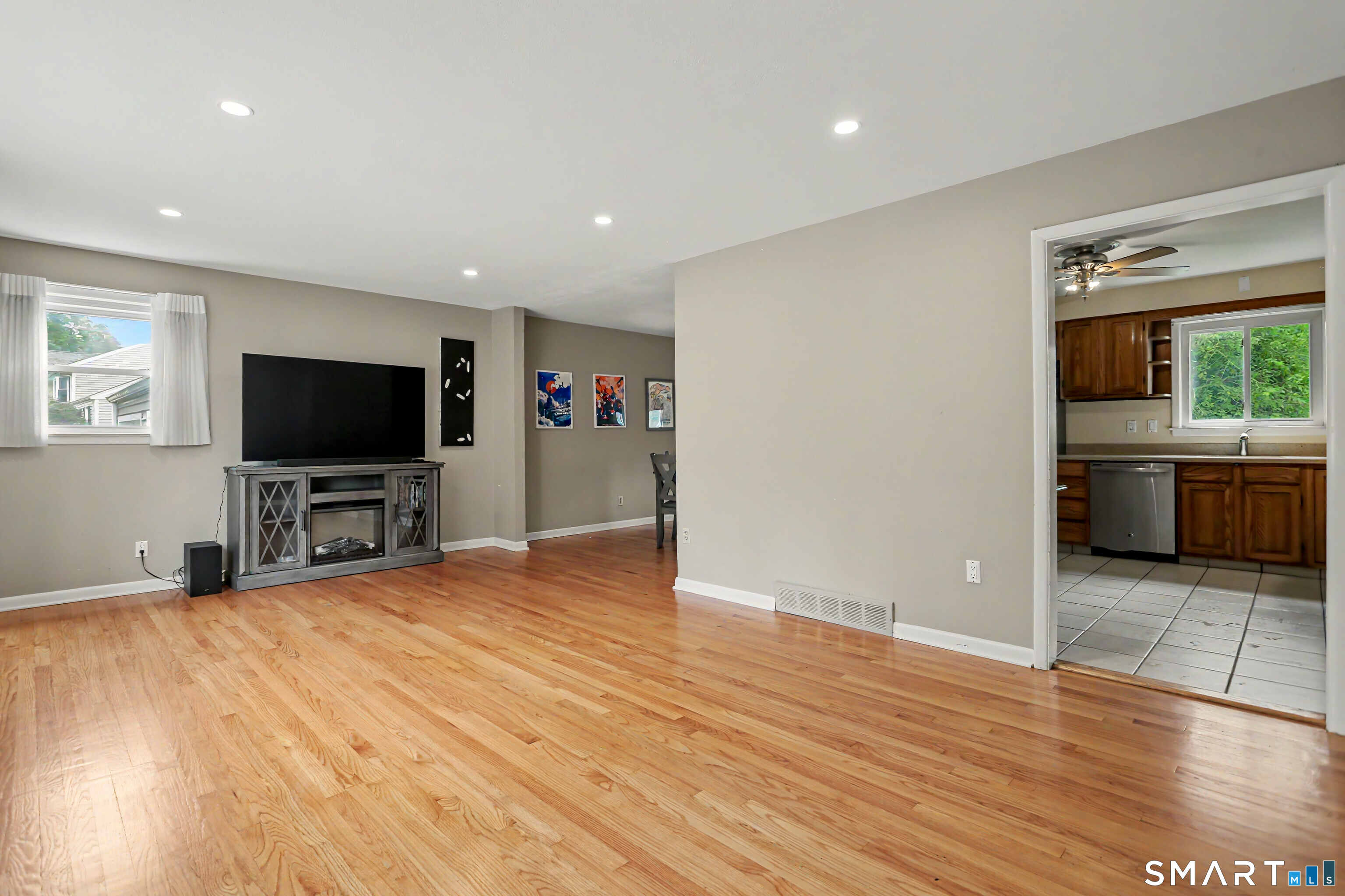 35 Sunrise Terrace Property Photo 5