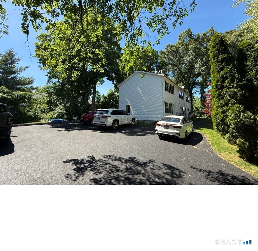 48-c Morgan Avenue Property Photo 2